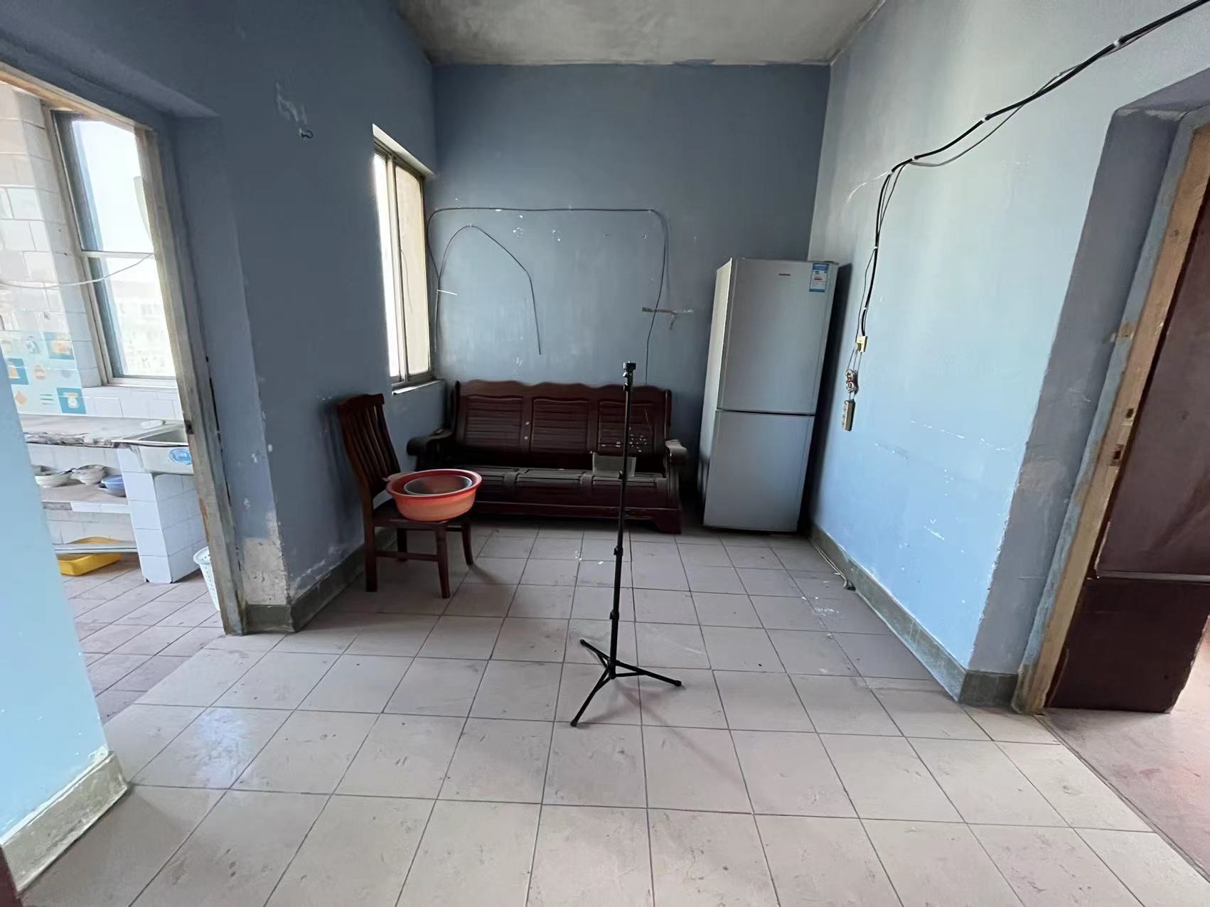 光明西村 2室1厅1卫 67.89m²