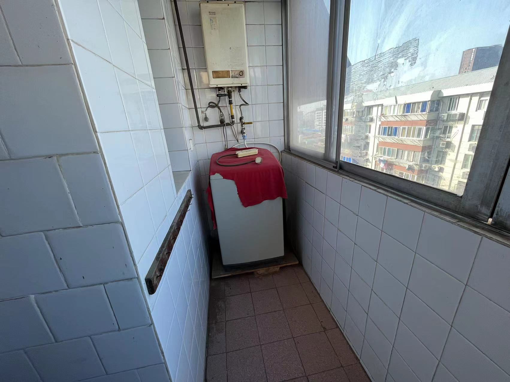 光明西村 2室1厅1卫 67.89m&sup2;