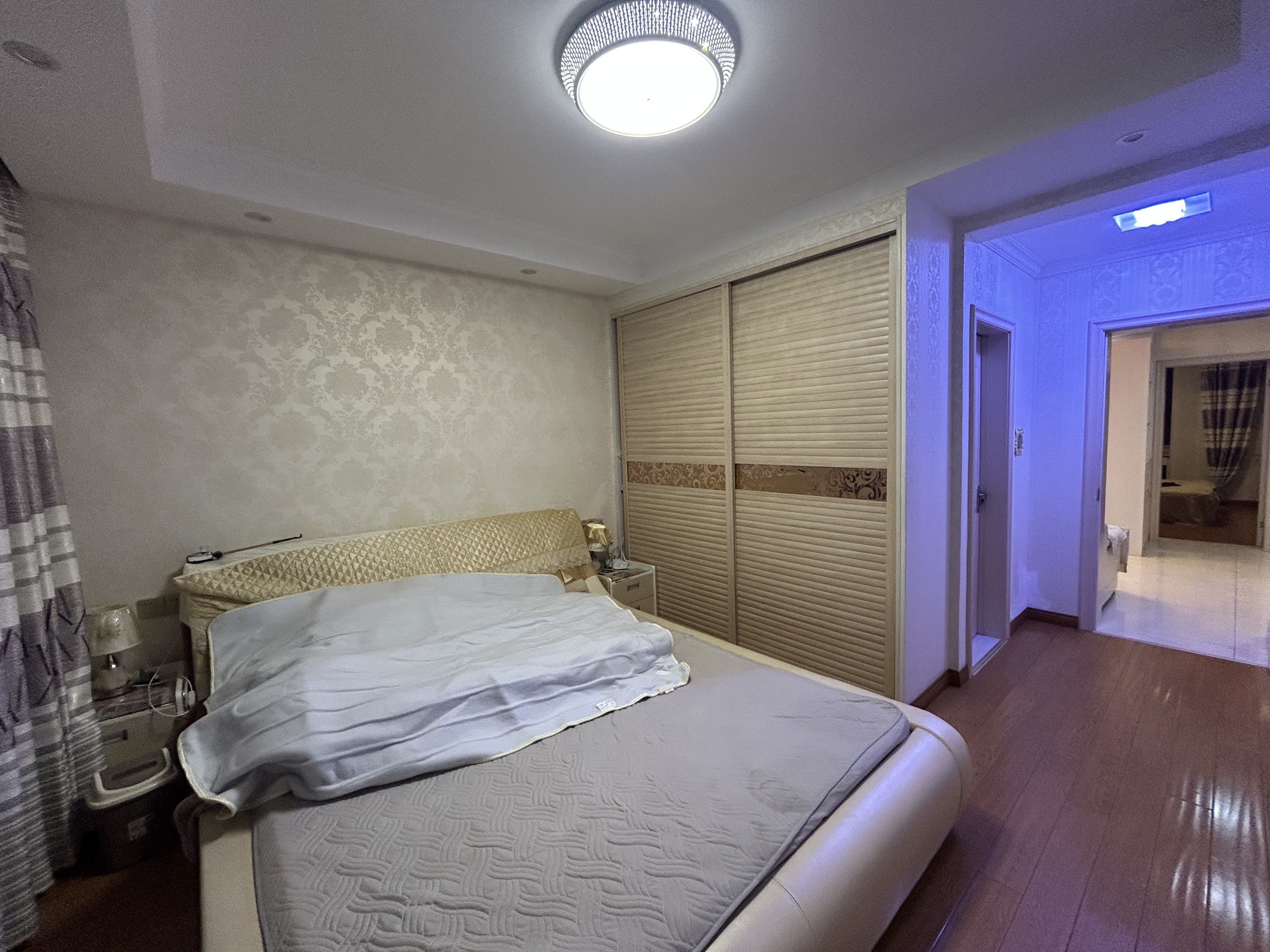 融悦华庭 3室2厅2卫 129m&sup2;