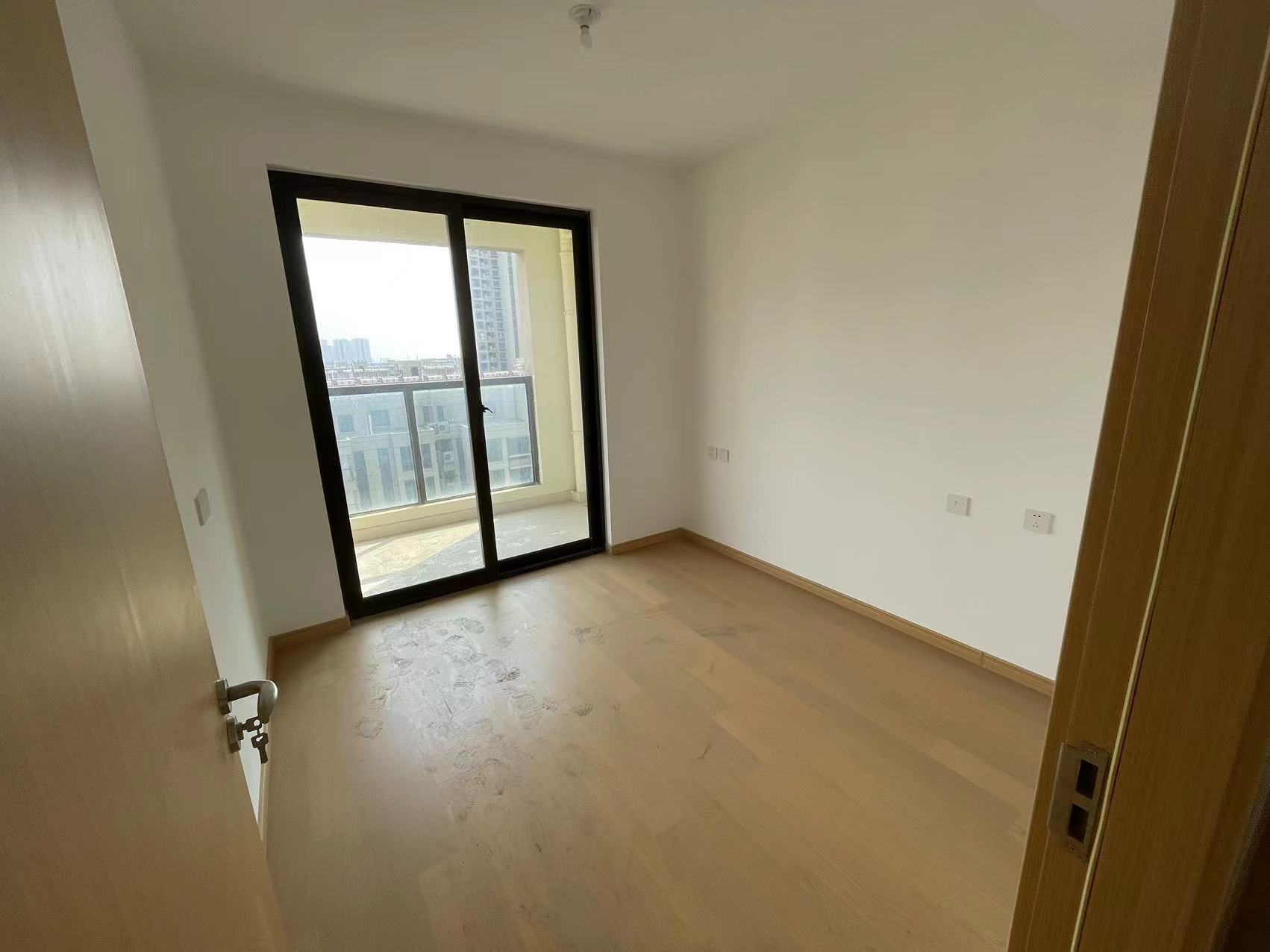 时光漫城 3室2厅1卫 93m&sup2;