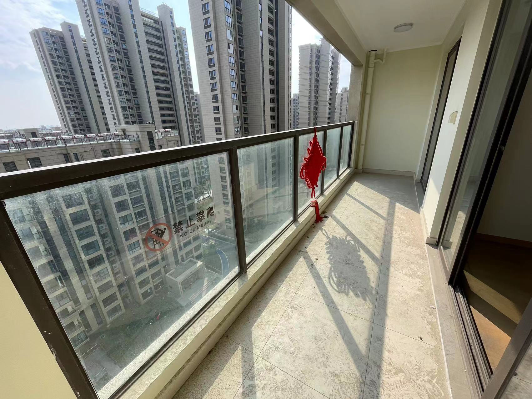 时光漫城 3室2厅1卫 93m&sup2;