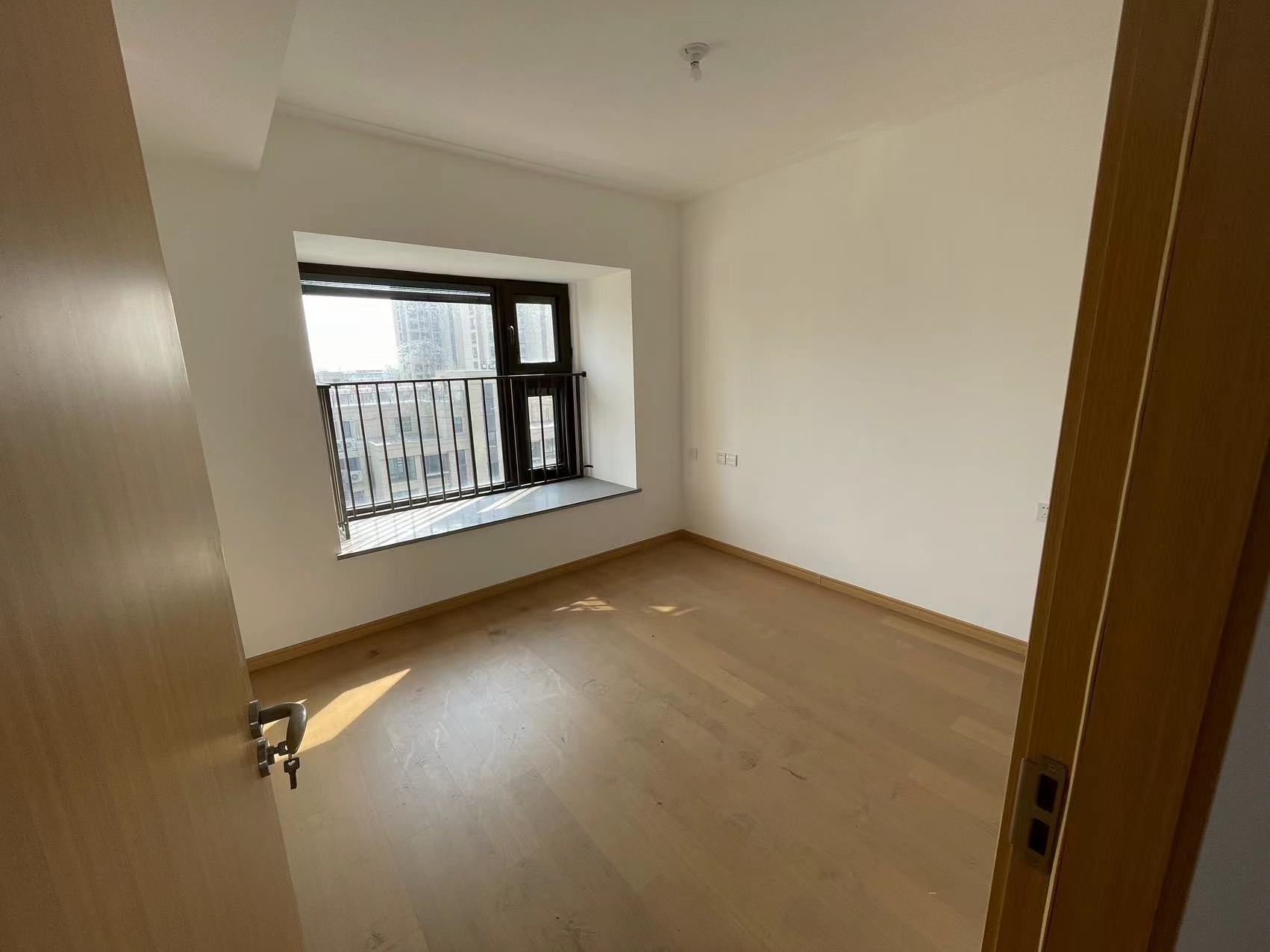 时光漫城 3室2厅1卫 93m&sup2;