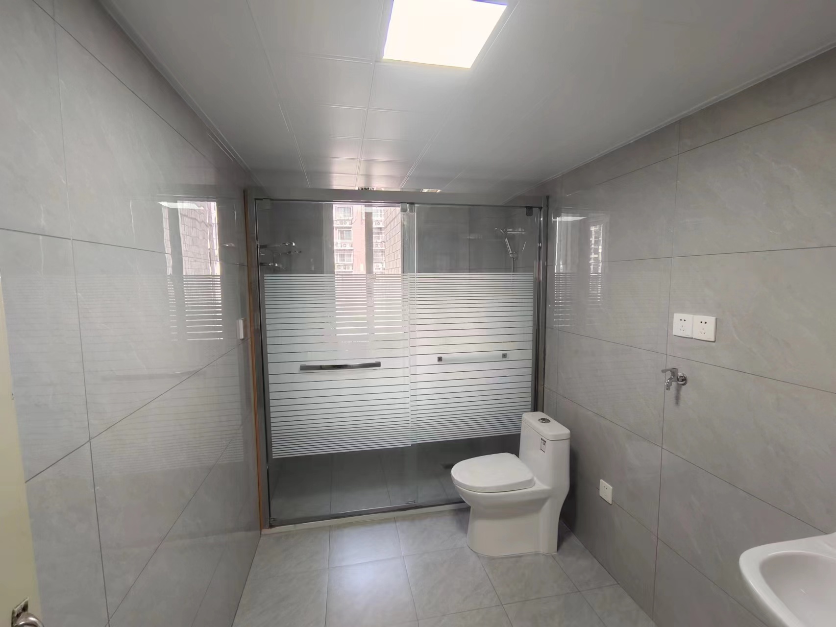永怡东苑 3室2厅2卫 123.00m&sup2;