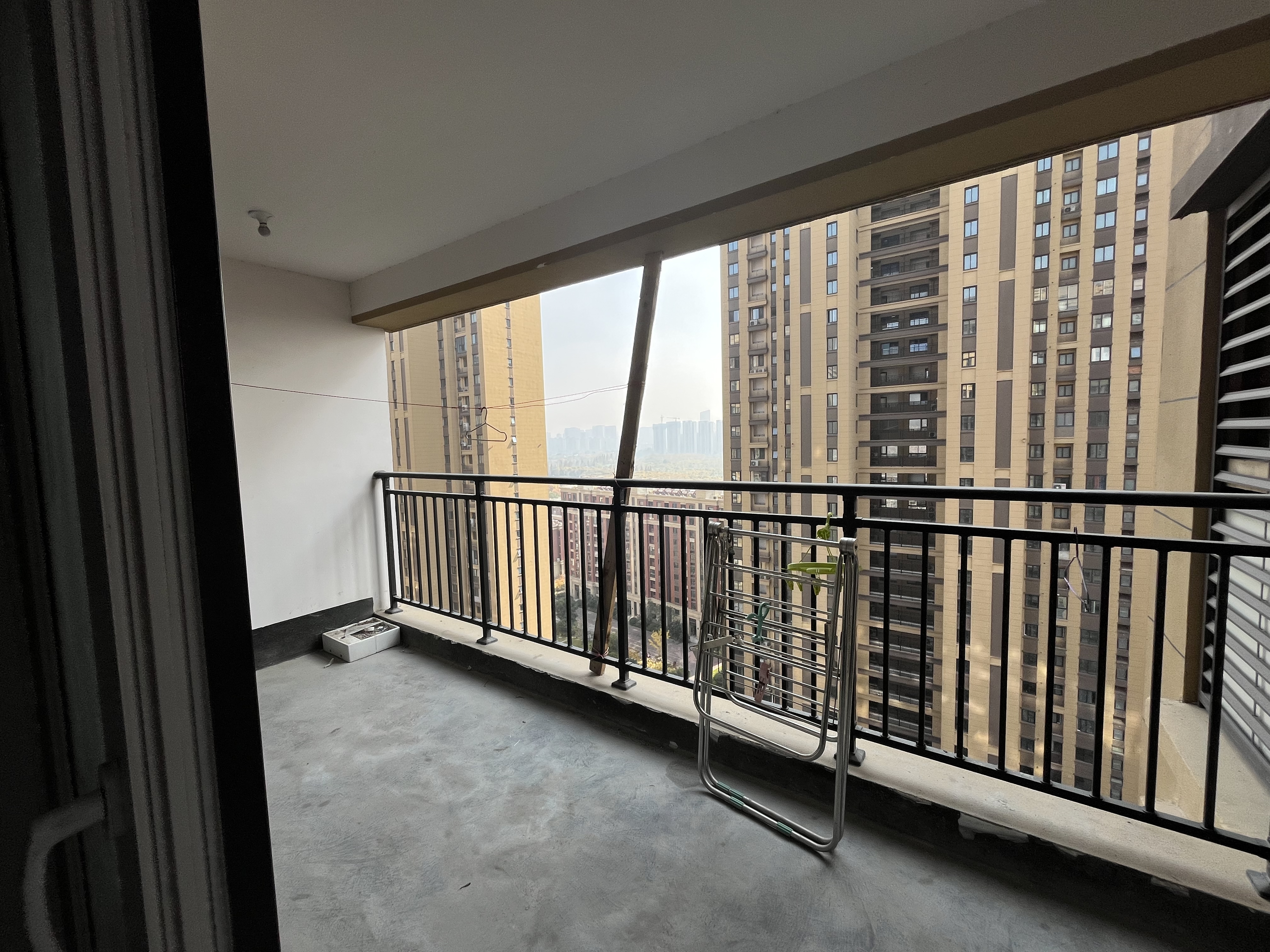 新城香溢紫郡 3室2厅2卫 117m&sup2;