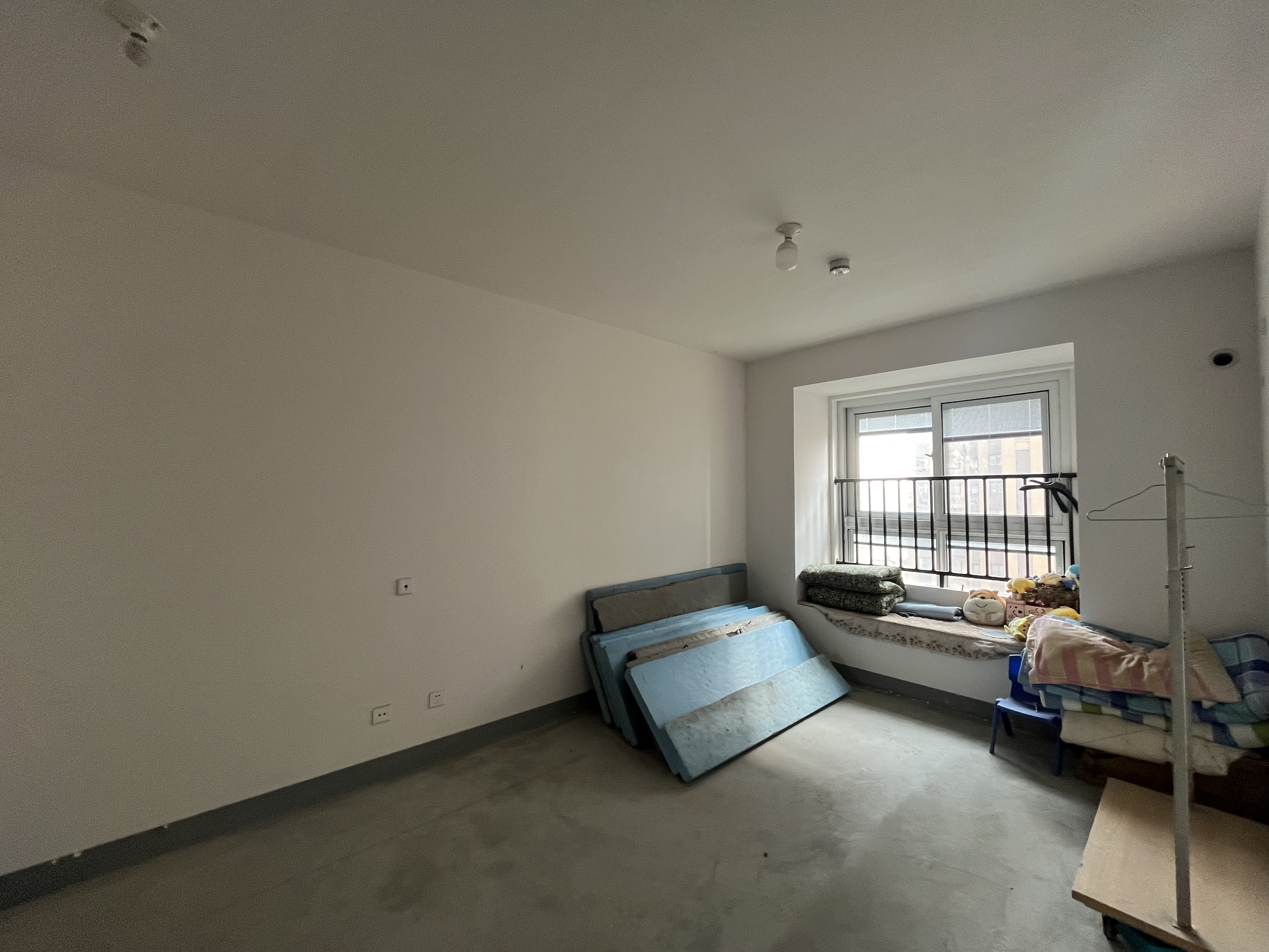 新城香溢紫郡 3室2厅2卫 117m&sup2;