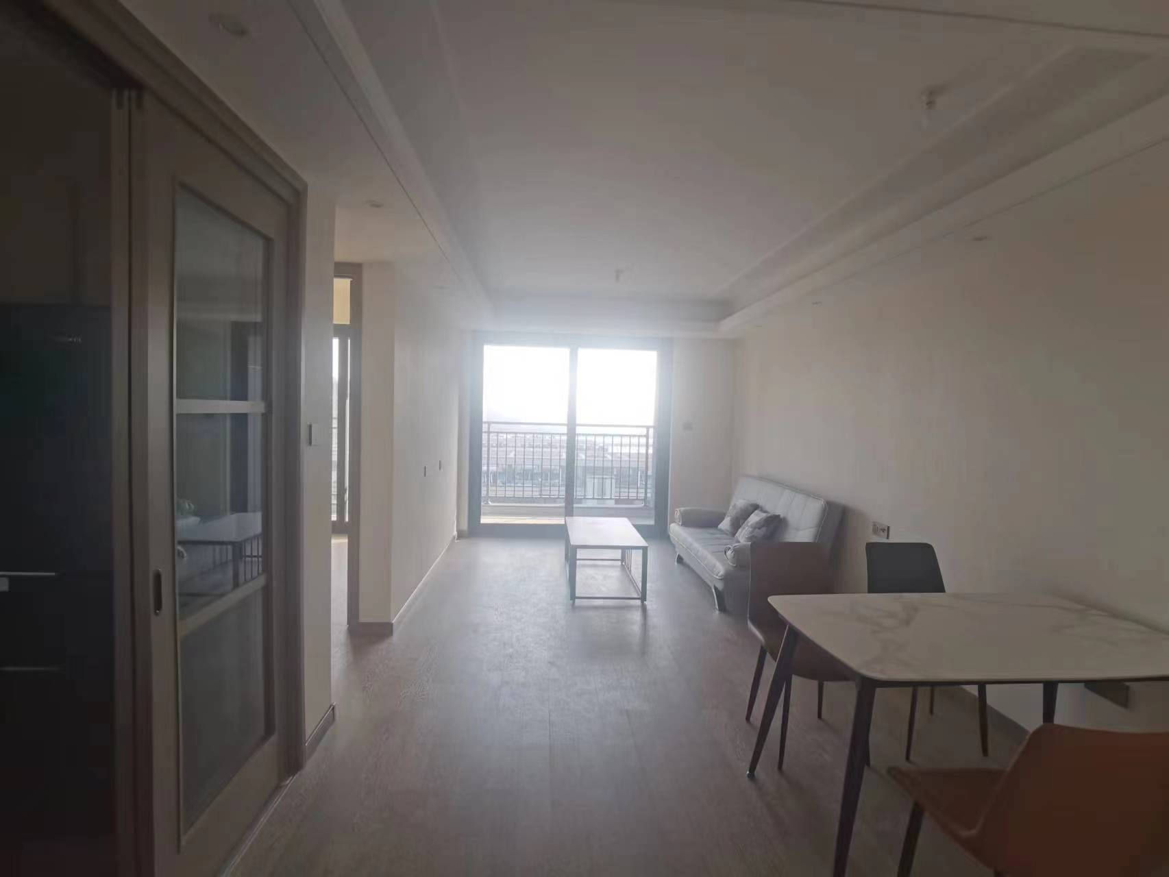 万科时代之光 3室2厅1卫 93m²