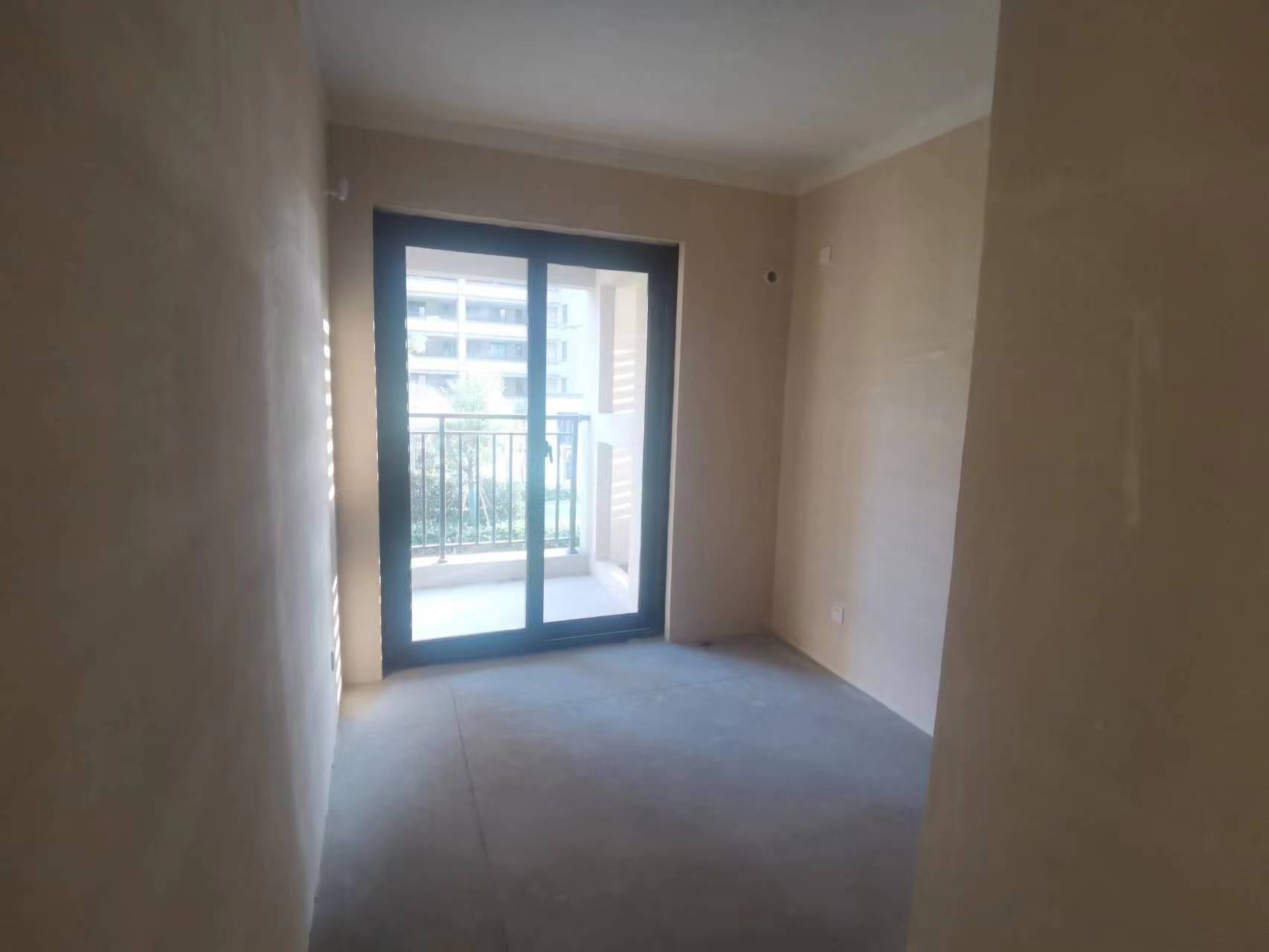 绿地江海图 3室2厅1卫 87m&sup2;