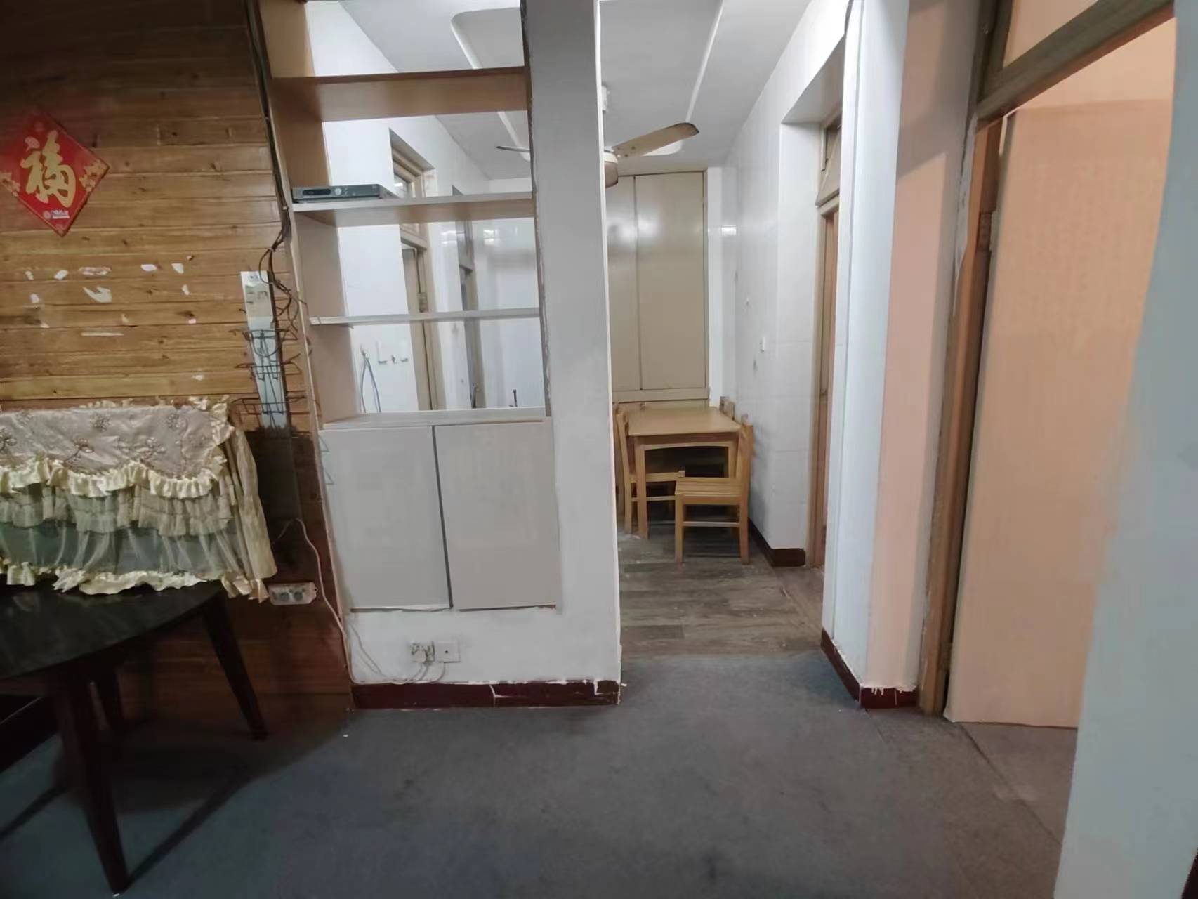 虹桥新村(朝霞路) 2室2厅1卫 66m&sup2;
