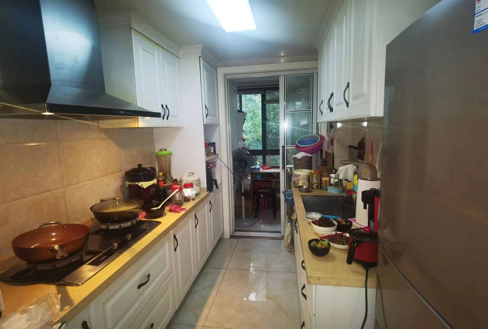 万濠星城 3室2厅2卫 127m&sup2;