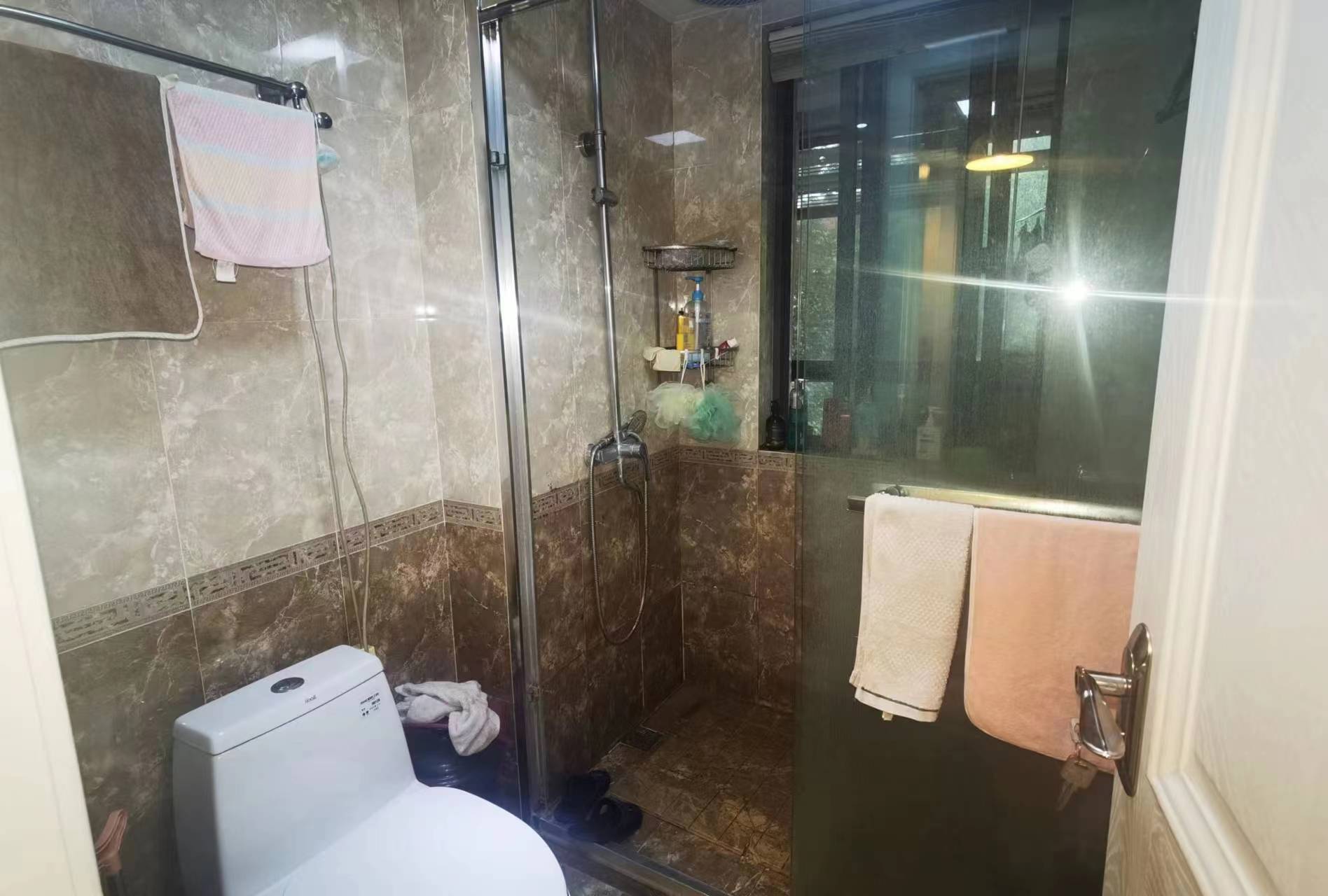 万濠星城 3室2厅2卫 127m&sup2;