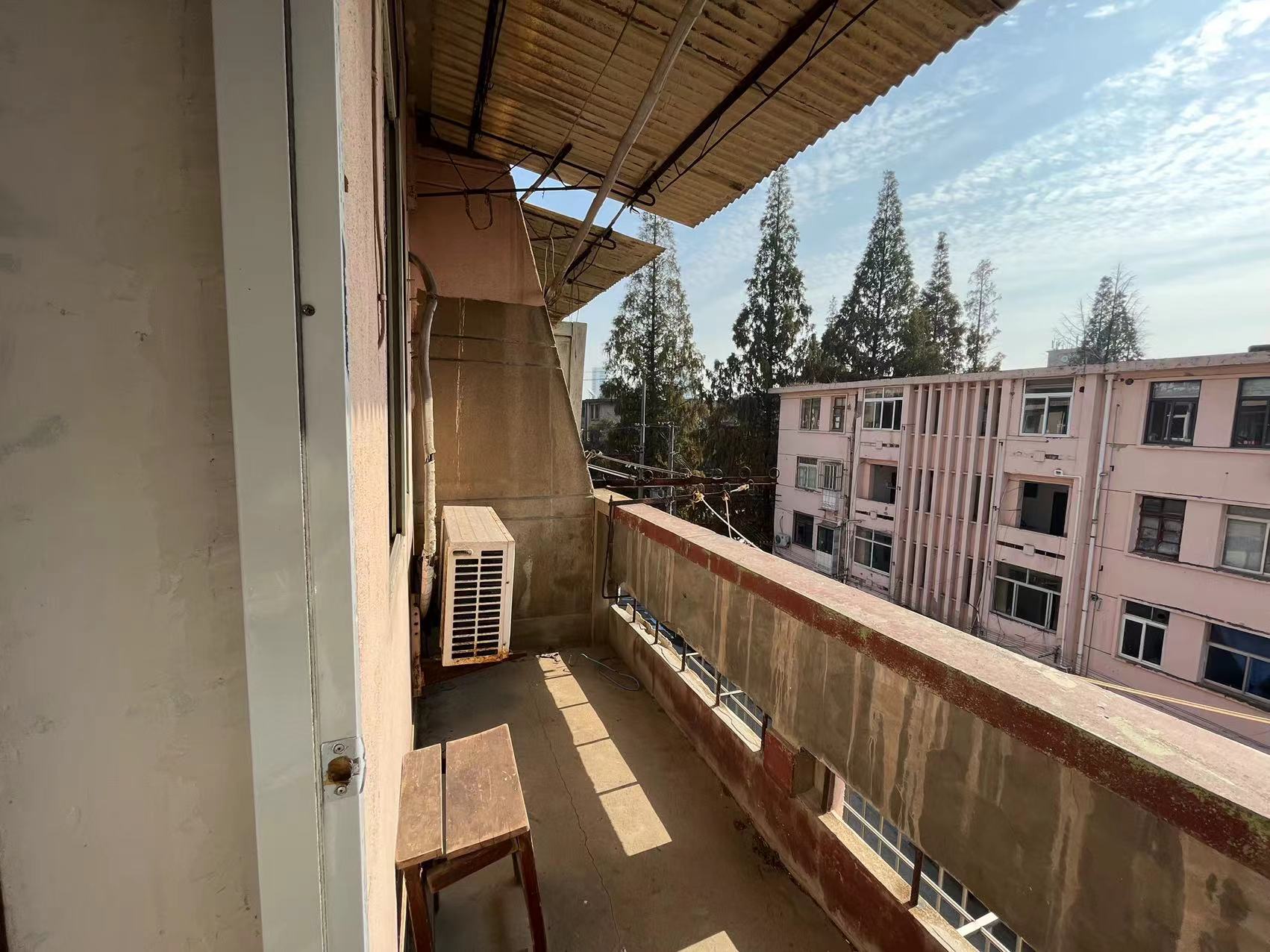青年路新村 1室1厅1卫 47m&sup2;