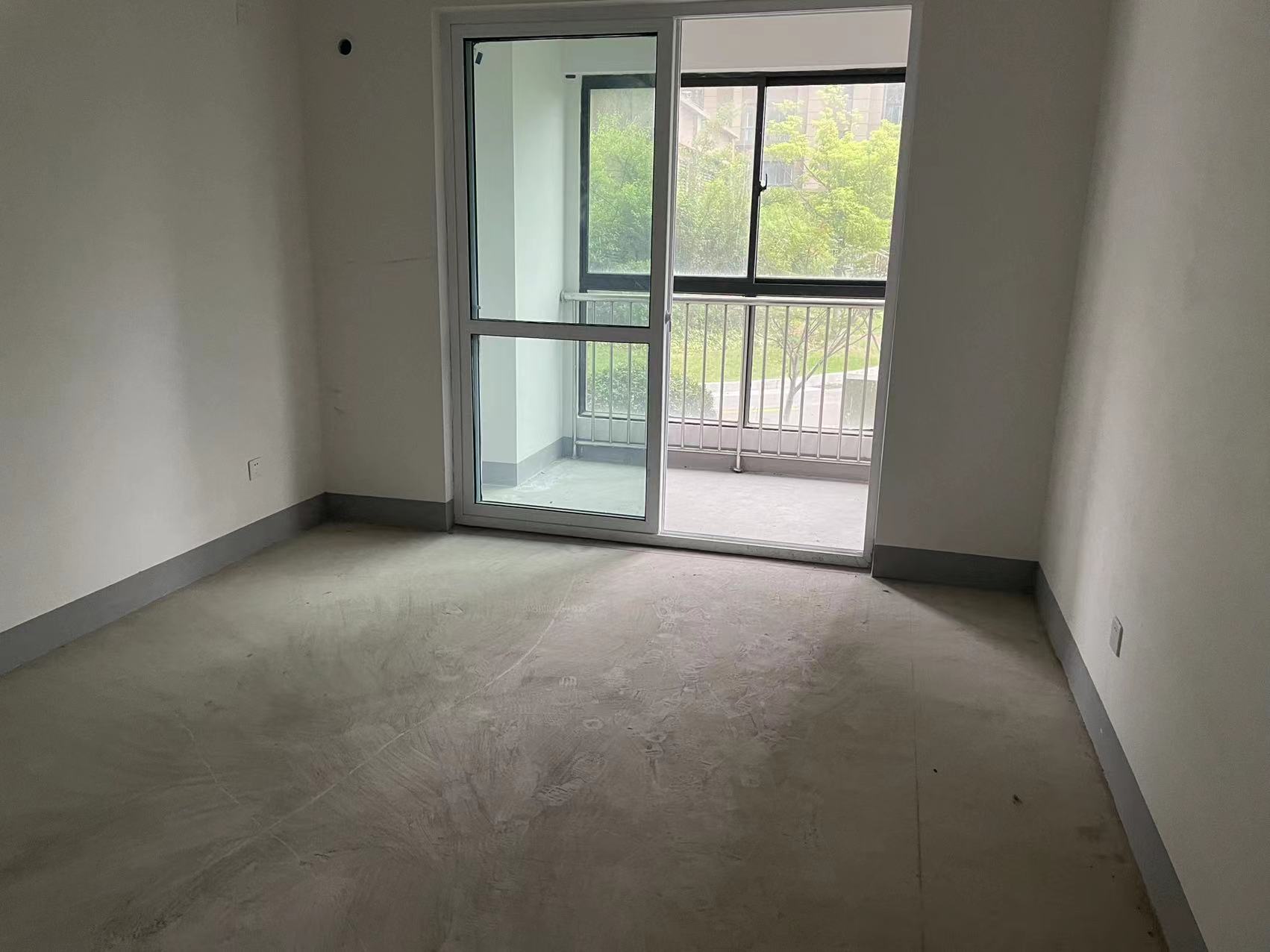 红星嘉苑 2室2厅1卫 94m&sup2;