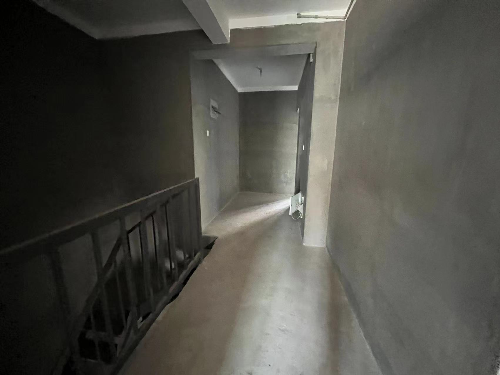 雨润星雨华府南区 4室2厅32卫 215.92m&sup2;