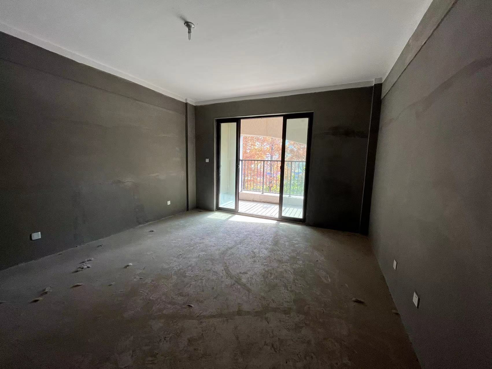 雨润星雨华府南区 4室2厅32卫 215.92m&sup2;