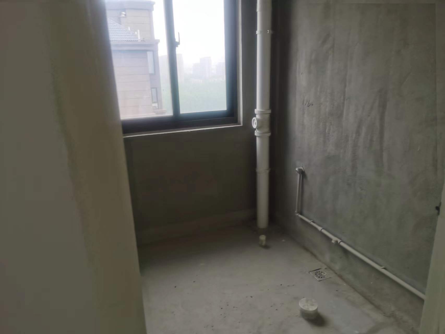 红星嘉苑 6室2厅3卫 220.00m&sup2;