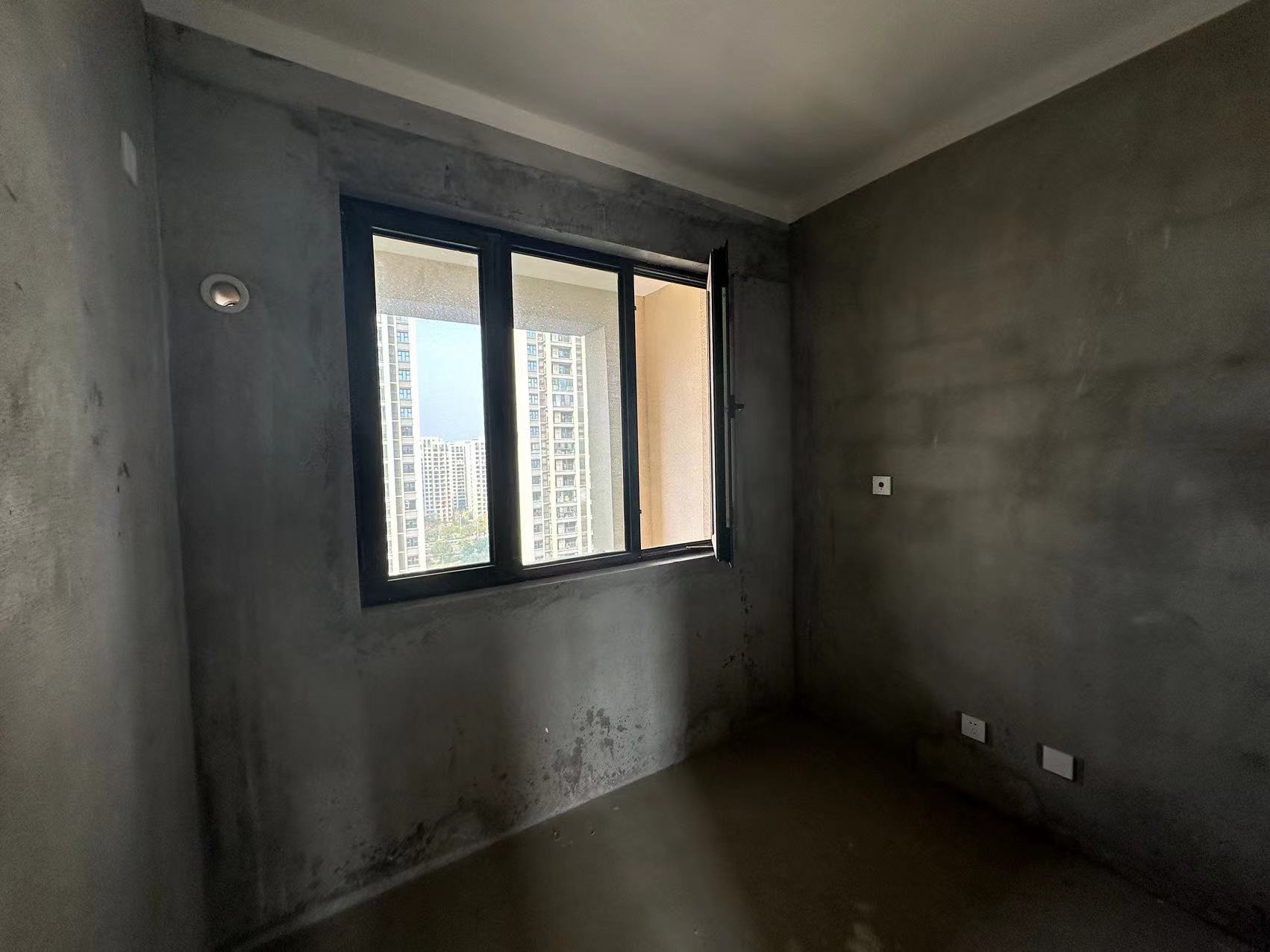 观澜台 4室2厅2卫 139m&sup2;