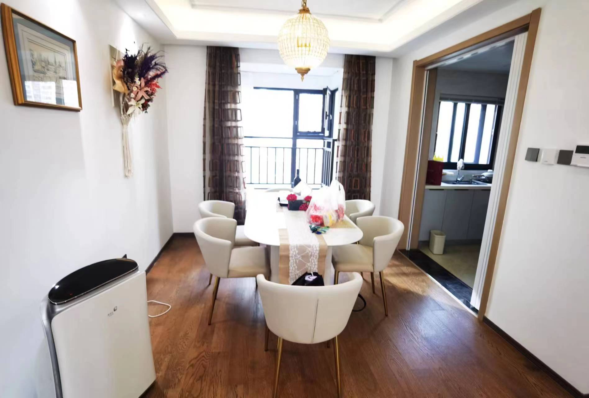 春风南岸西园 5室2厅2卫 140m&sup2;