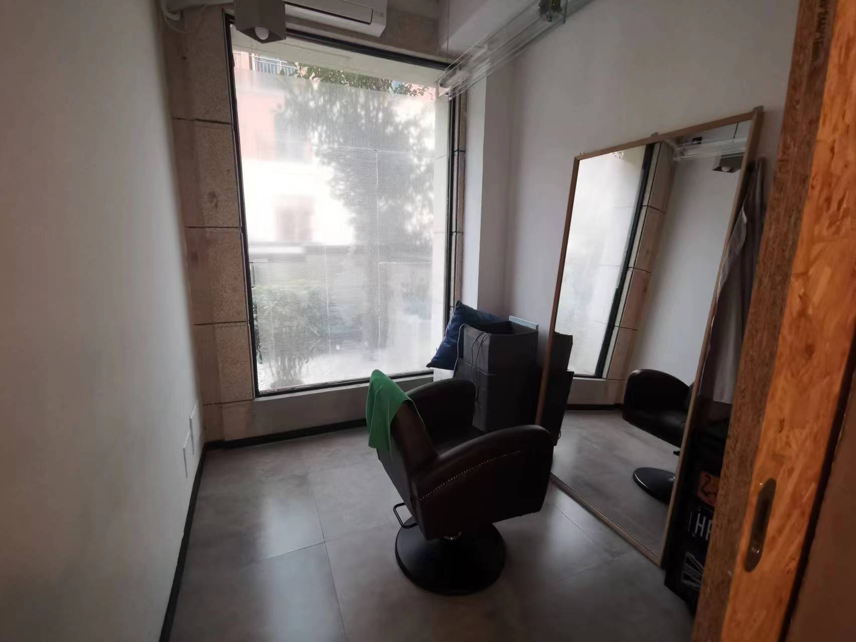 景瑞御府 1室1厅1卫 140.00m&sup2;
