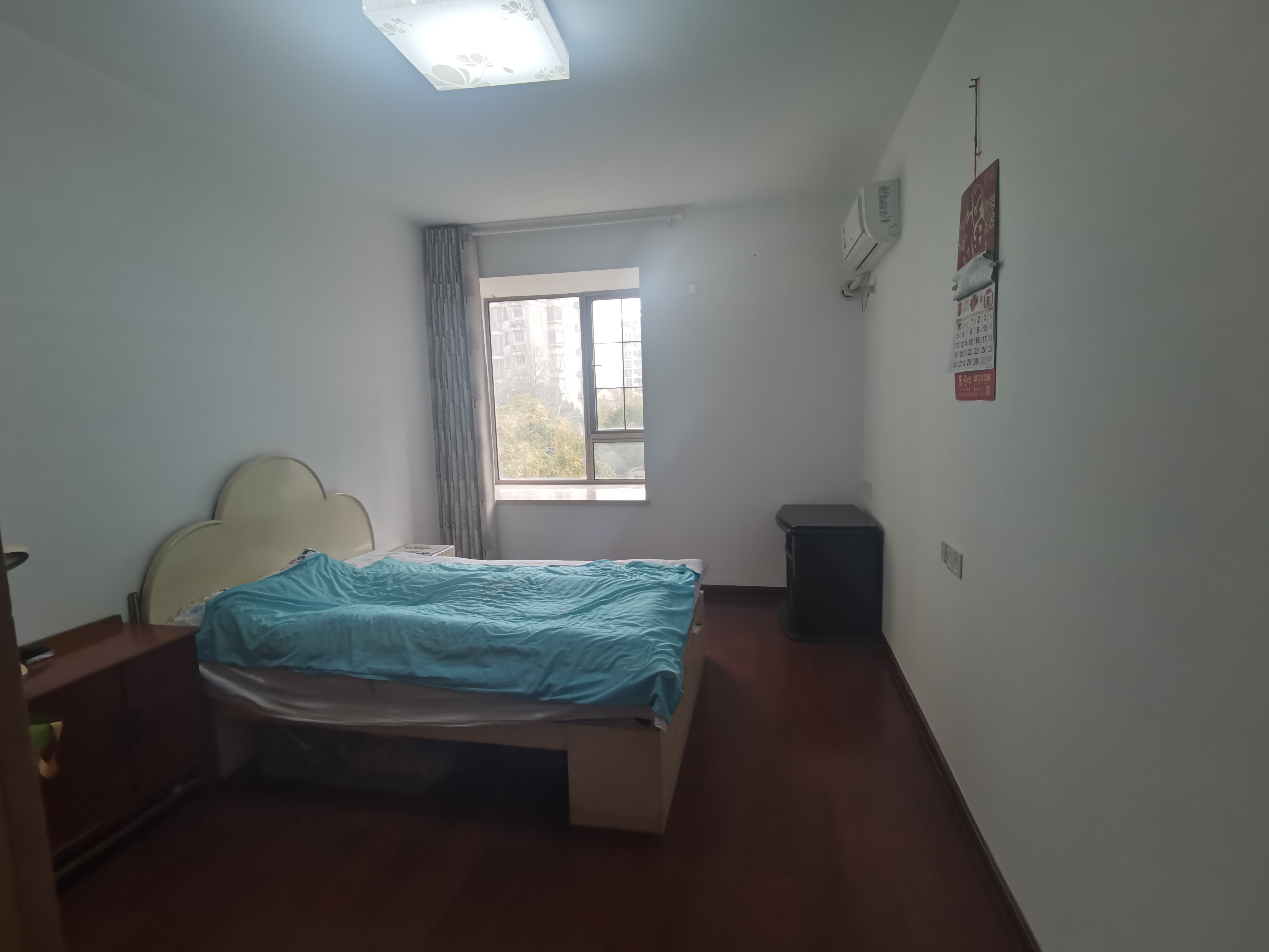 优山美地花园 3室2厅2卫 144m&sup2;