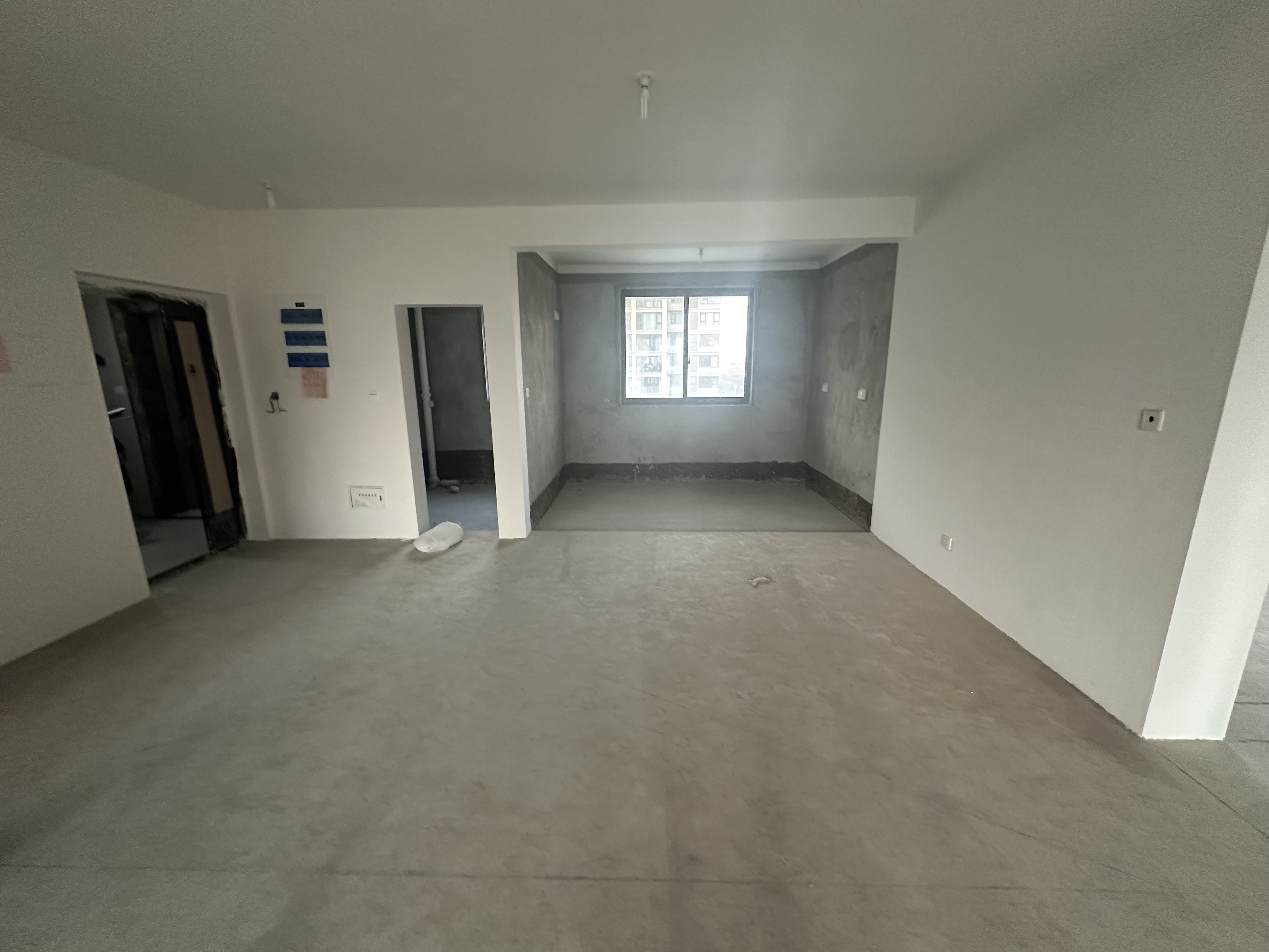 天和珺府 5室2厅2卫 190m²