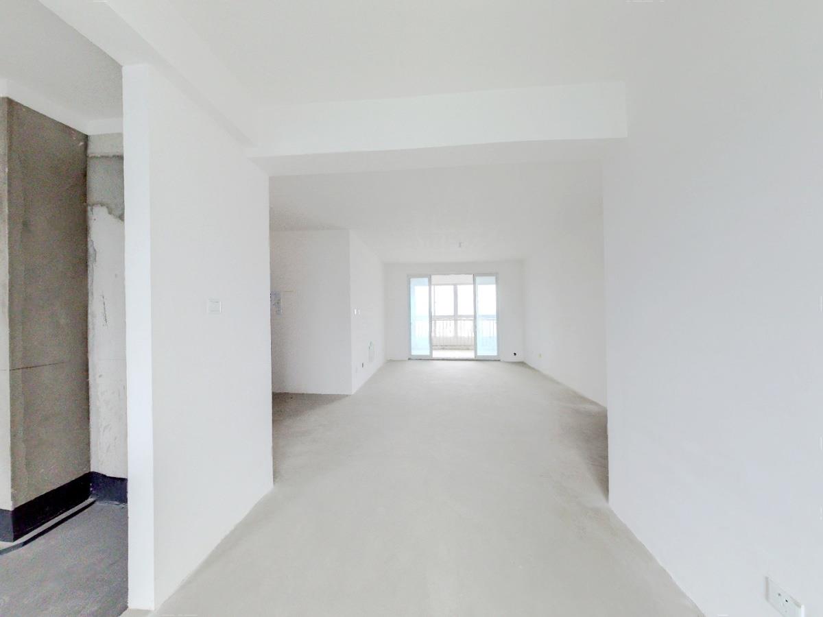 桂花小镇 3室2厅1卫 120.77m²
