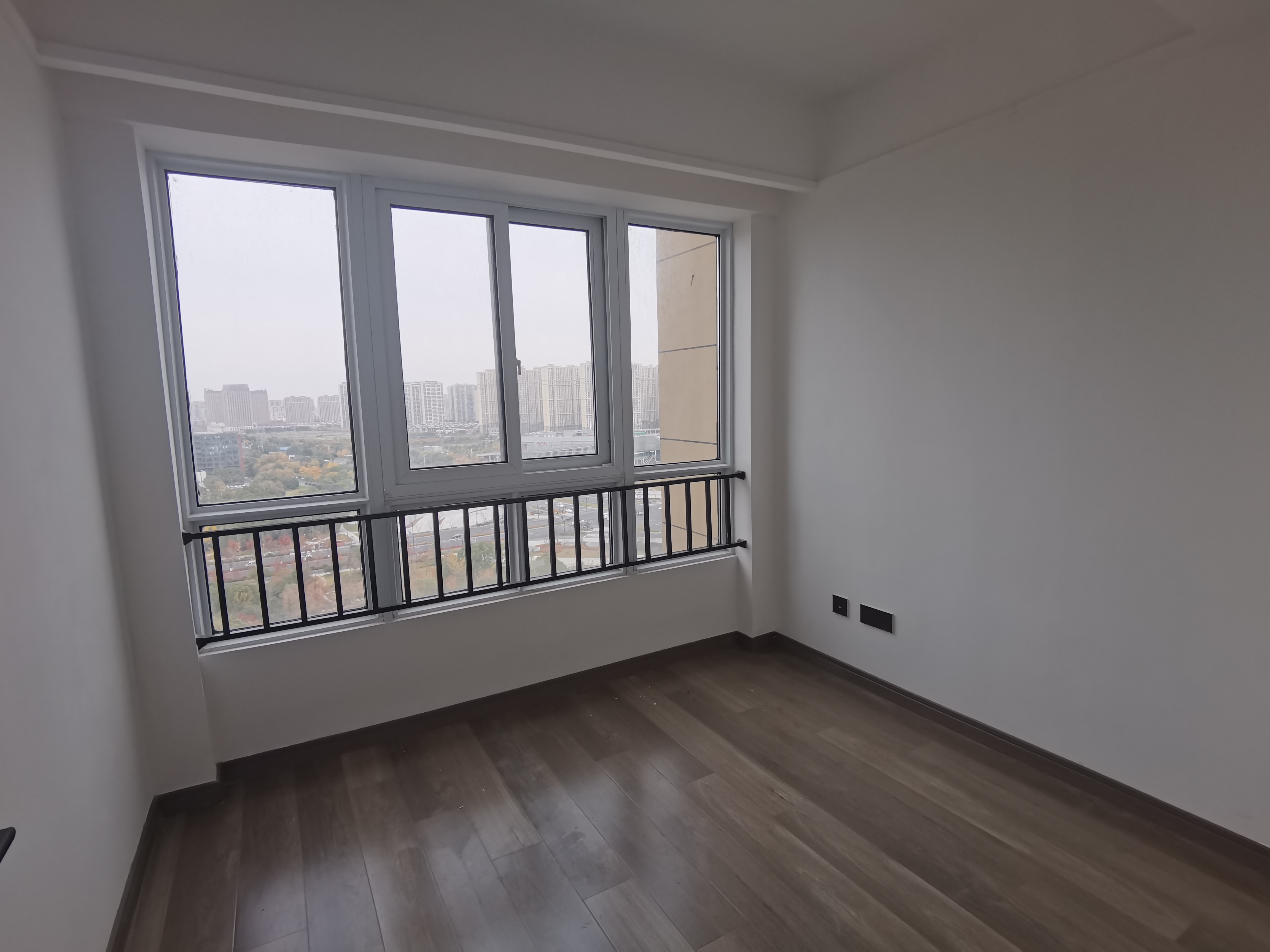 世茂云锦（九龙庭广场） 3室2厅2卫 145.32m&sup2;