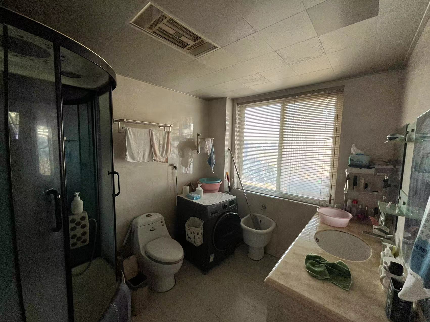 城港花苑东区 3室2厅2卫 121.00m&sup2;