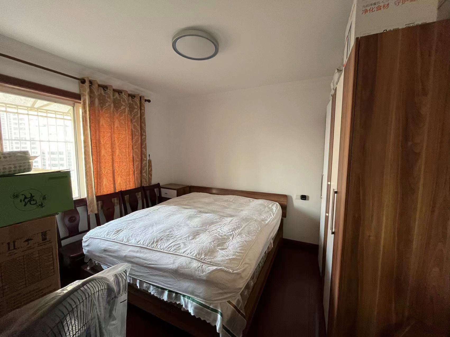 城港花苑东区 3室2厅2卫 121.00m&sup2;