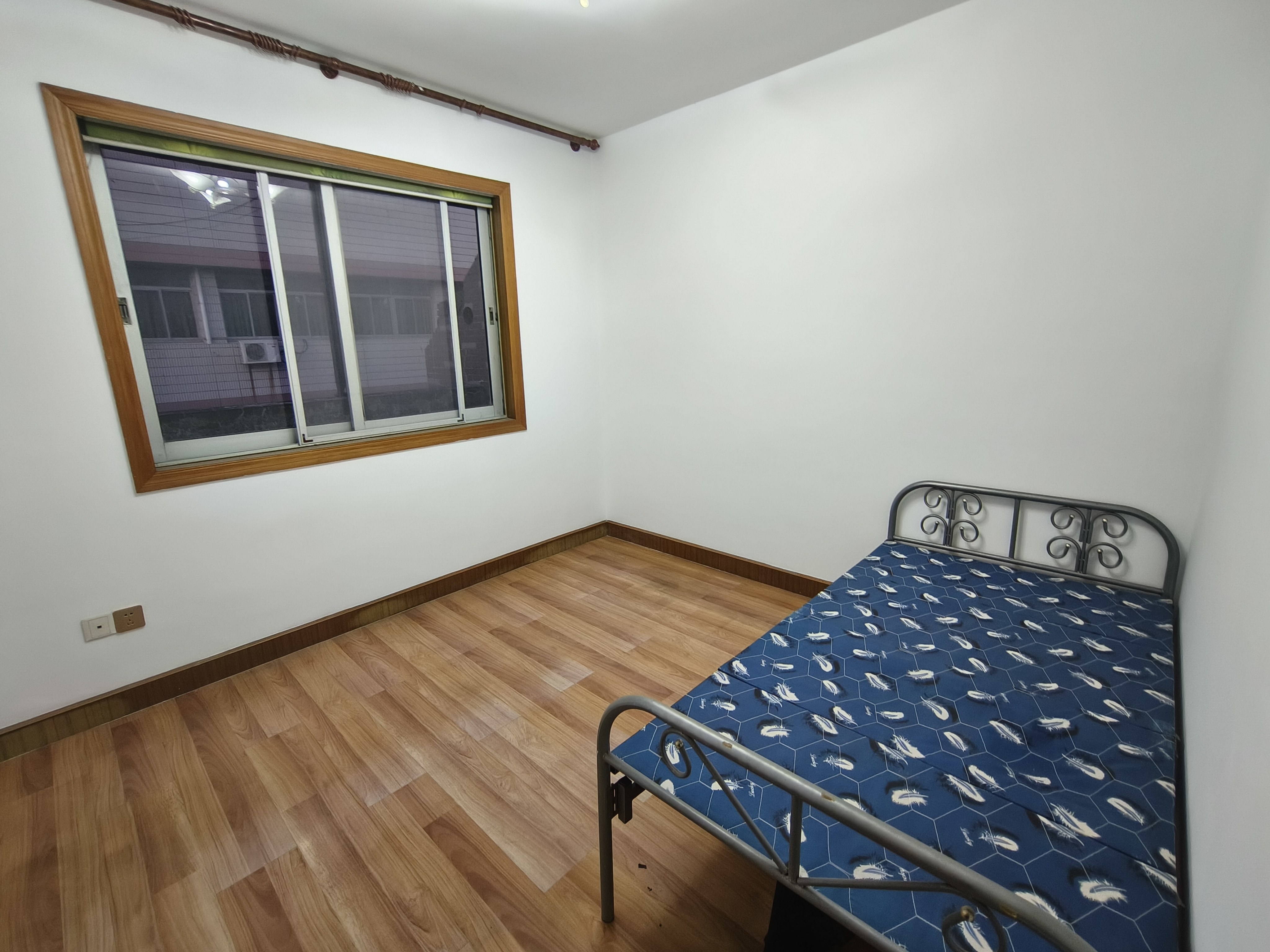 建筑一村 3室2厅1卫 151m&sup2;