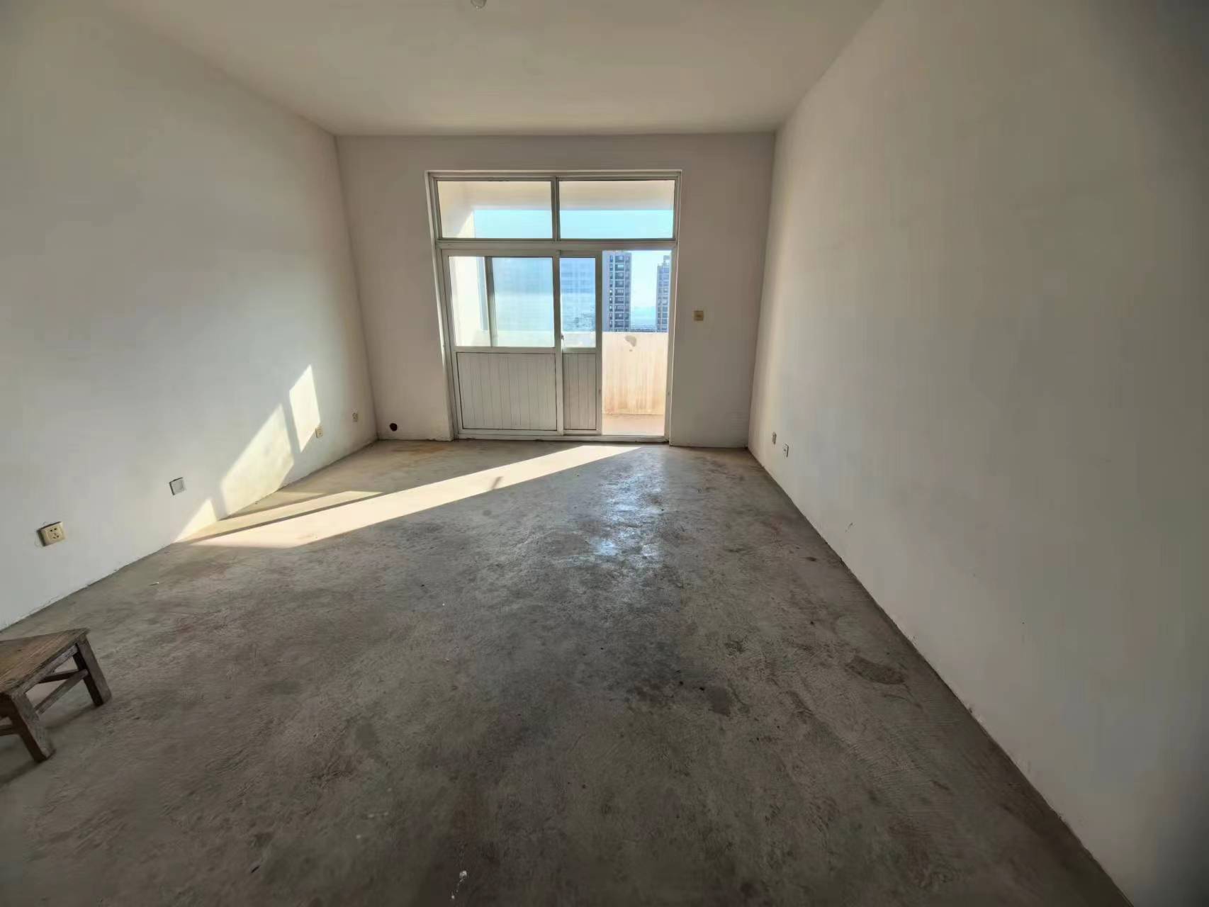 金桥花园 3室2厅1卫 132.00m²