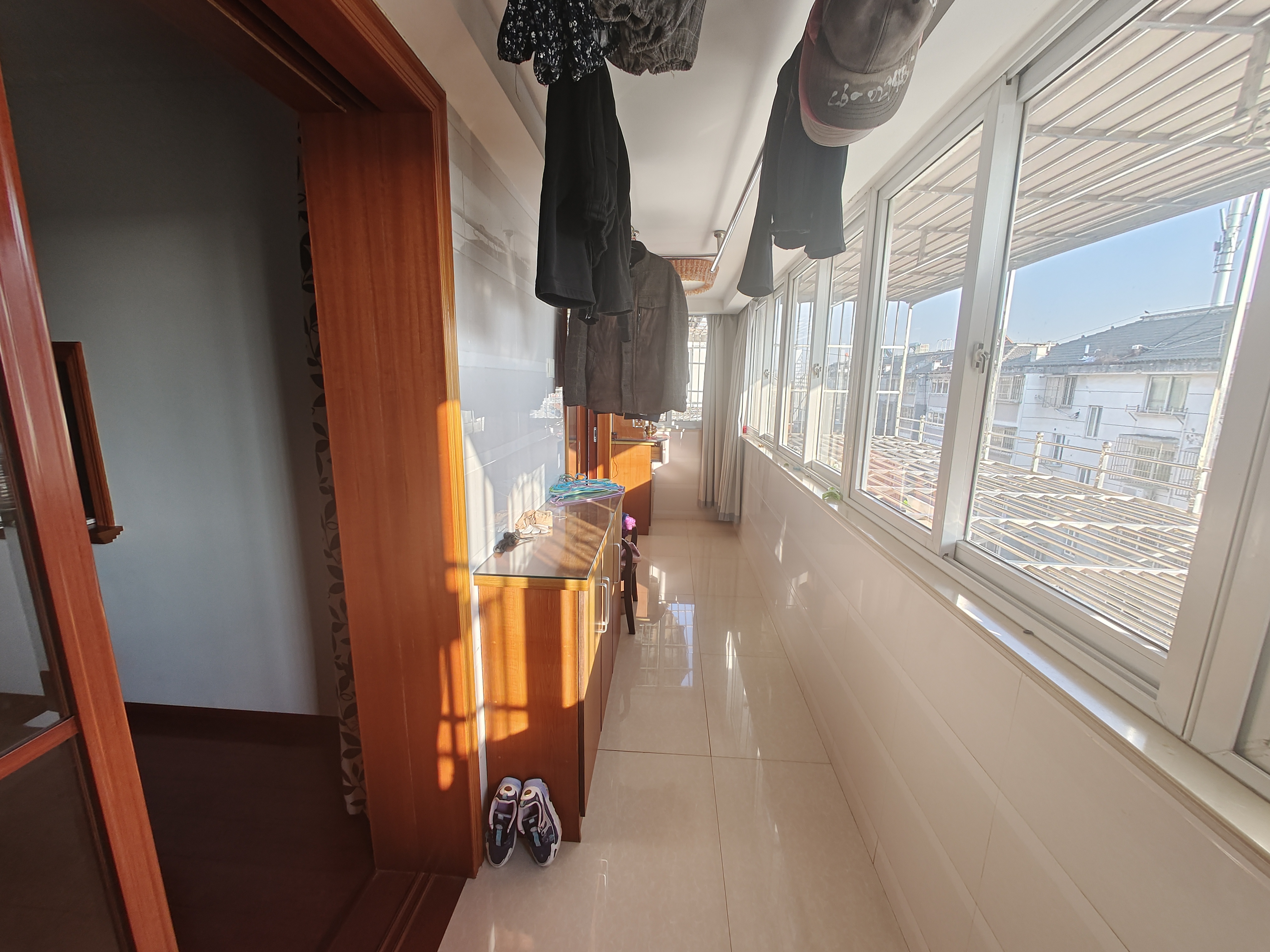 城山花园 3室2厅2卫 135m&sup2;