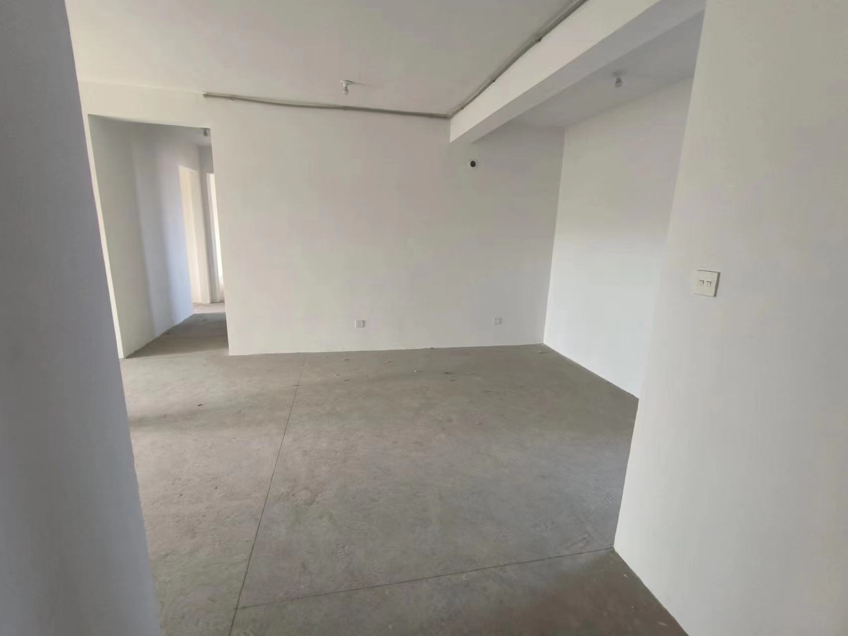 中海碧林湾 4室2厅2卫 142.00m&sup2;