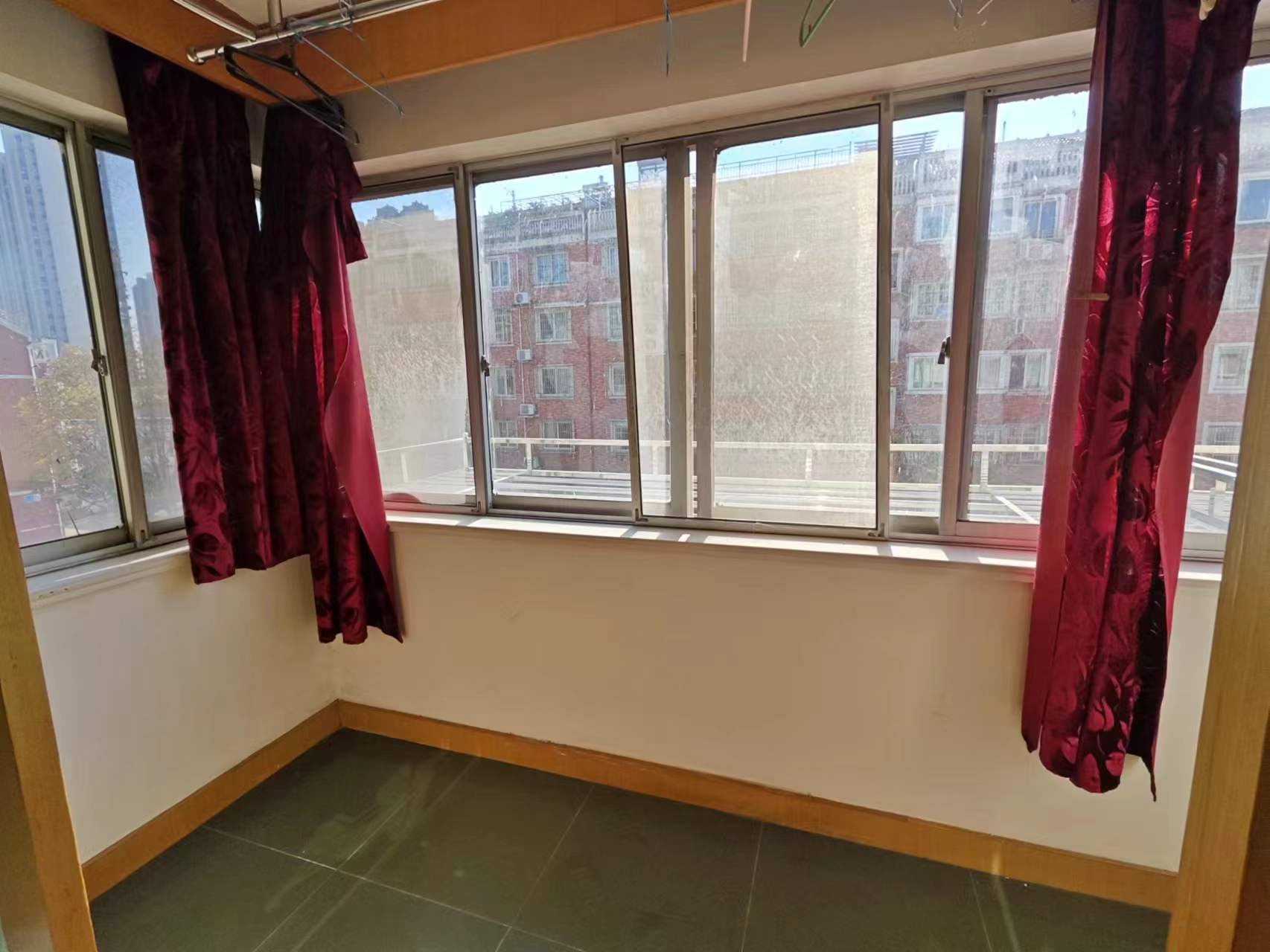 南川园新村 2室1厅1卫 64m&sup2;