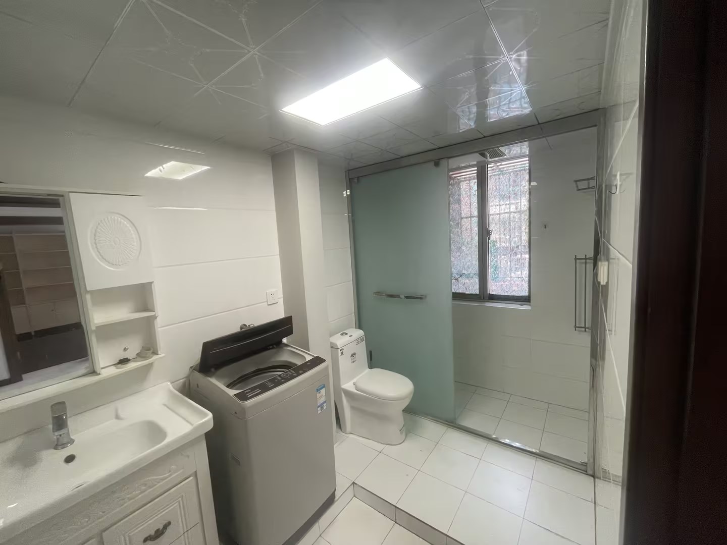 前景花苑 3室2厅1卫 107.00m&sup2;