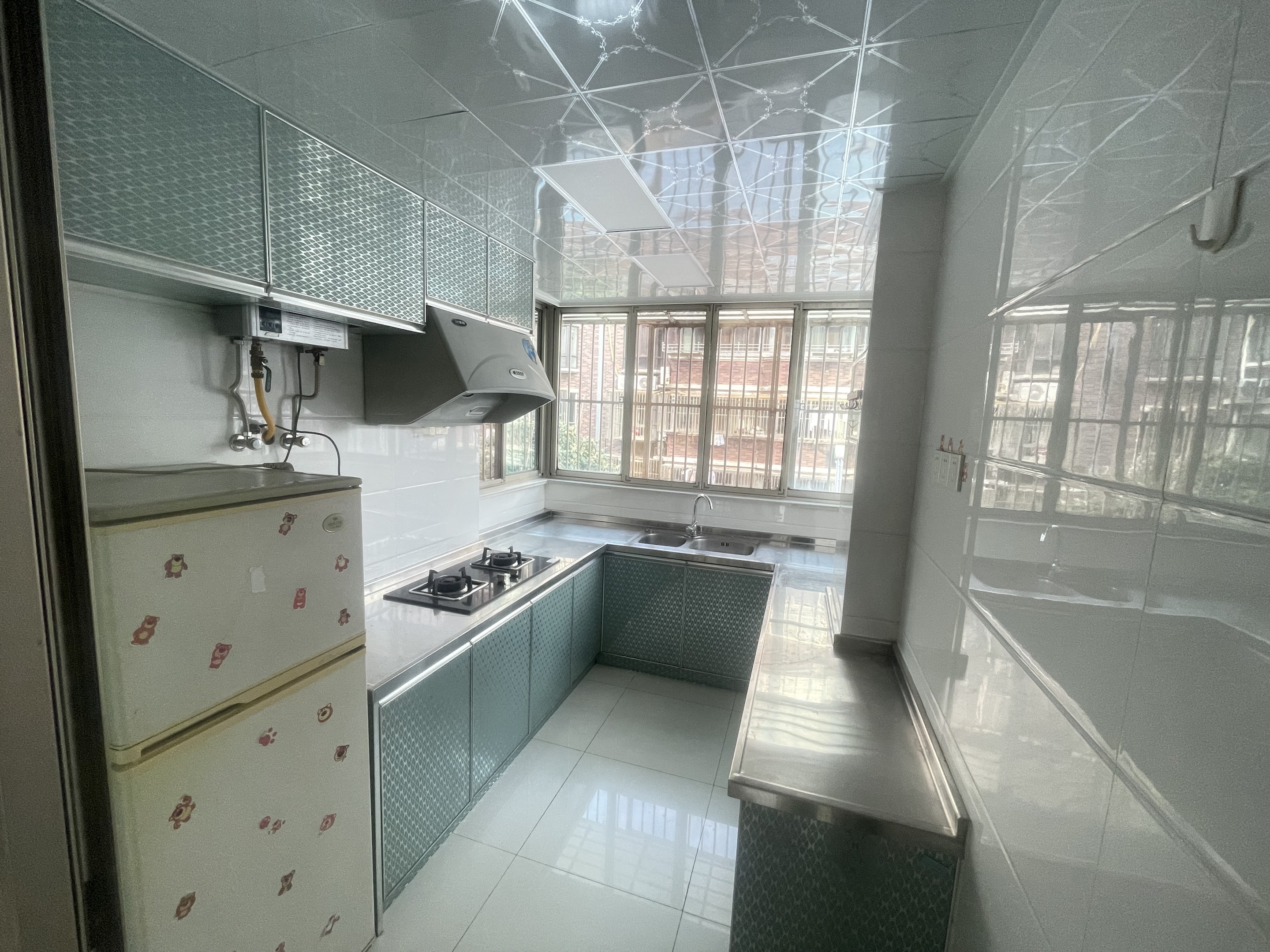 前景花苑 3室2厅1卫 107.00m&sup2;