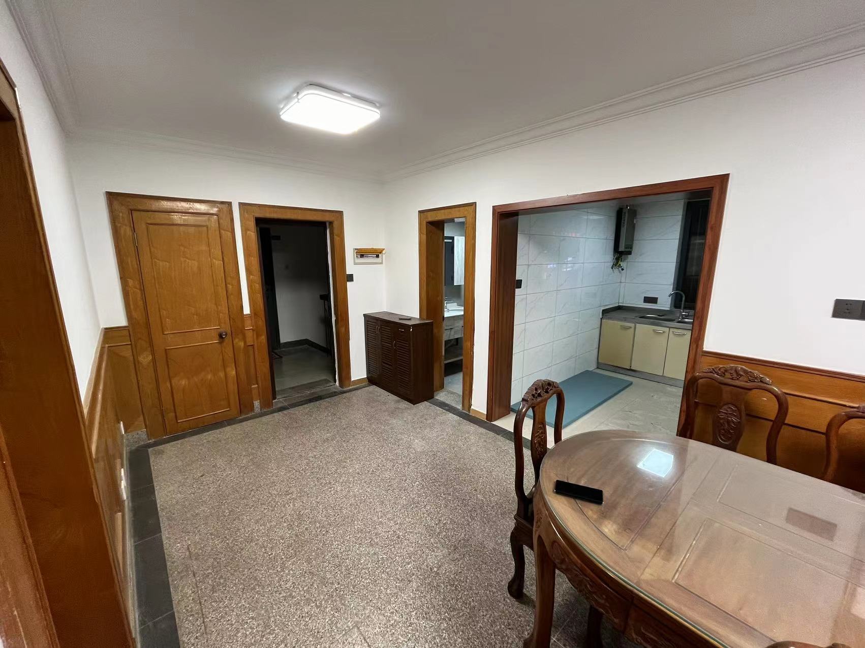 晨苑 3室1厅1卫 100m&sup2;