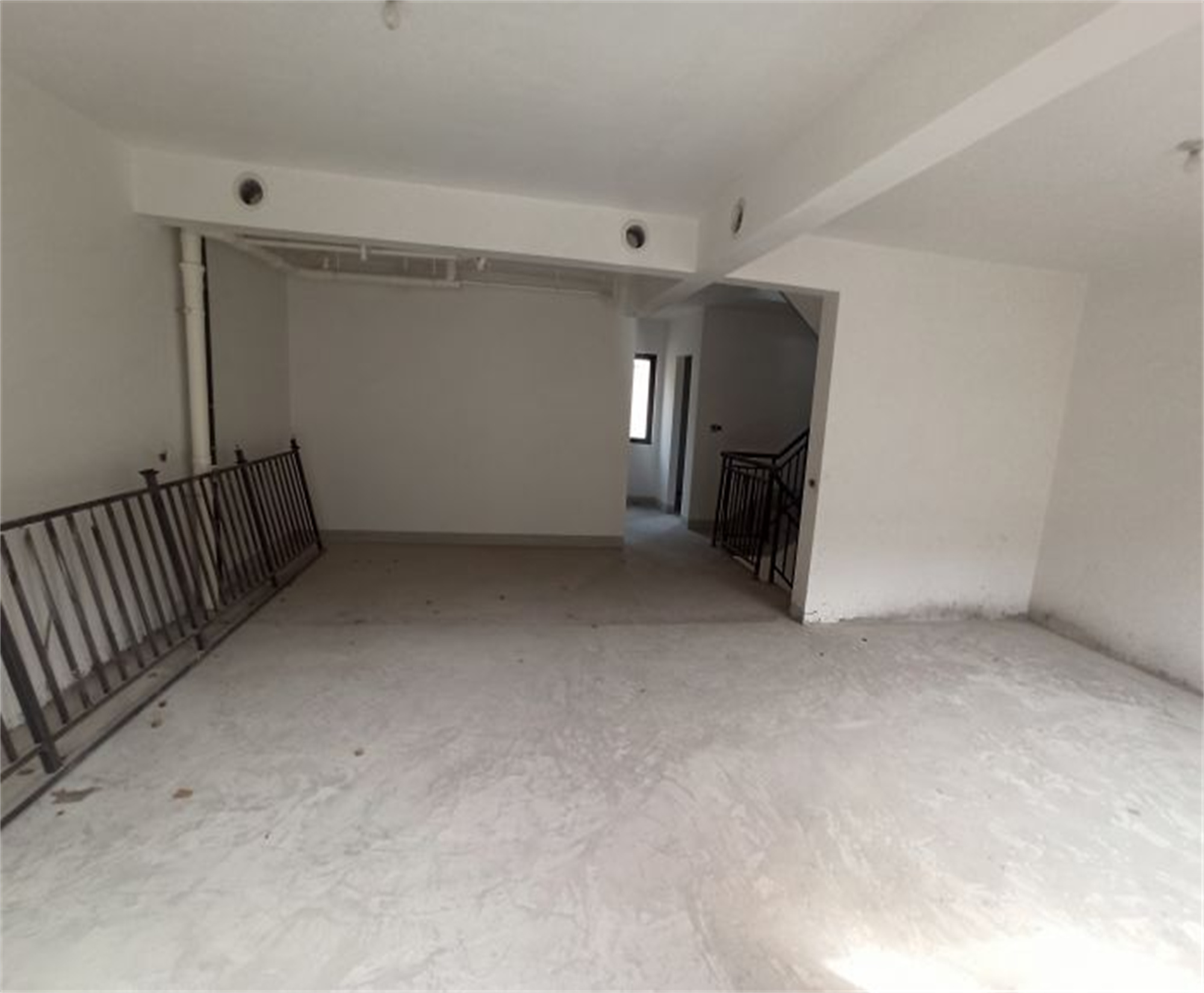 云樾河山 4室2厅2卫 168.7m&sup2;