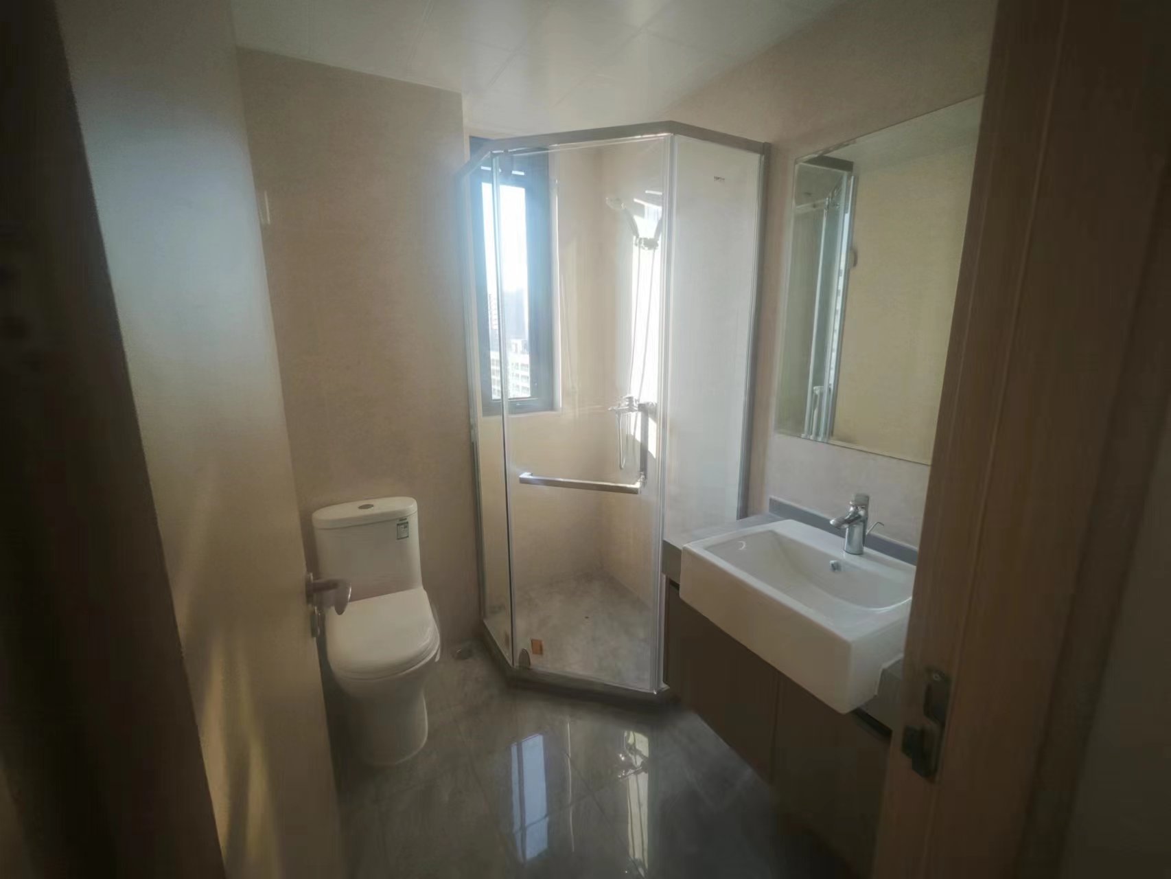 时光漫城 3室2厅2卫 125m&sup2;