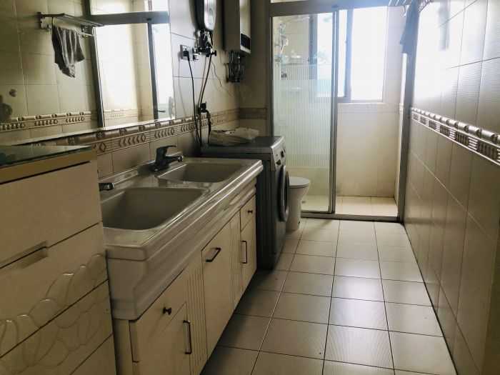 王府大厦 3室1厅2卫 163.41m&sup2;