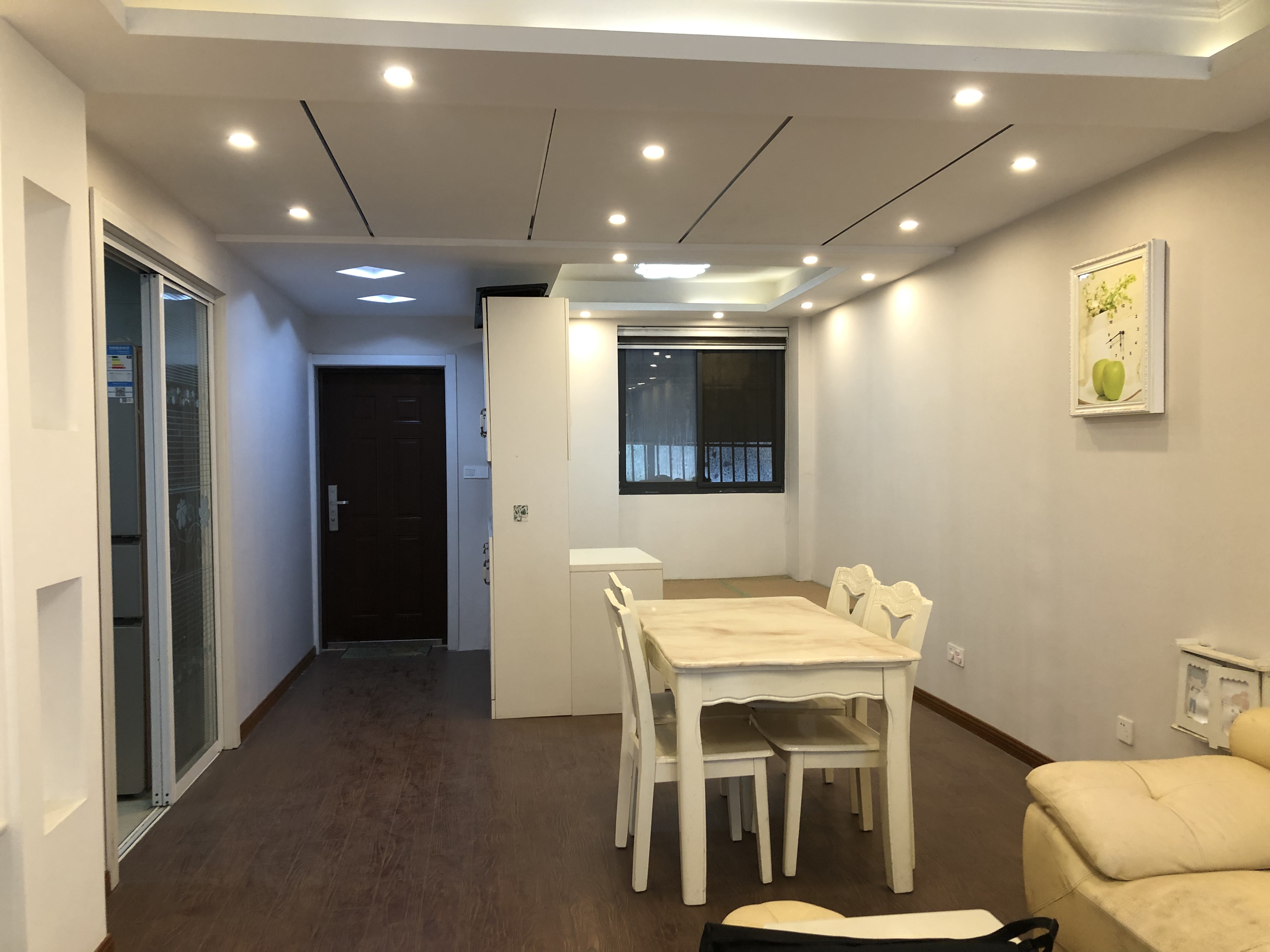万通城 2室2厅1卫 88m&sup2;