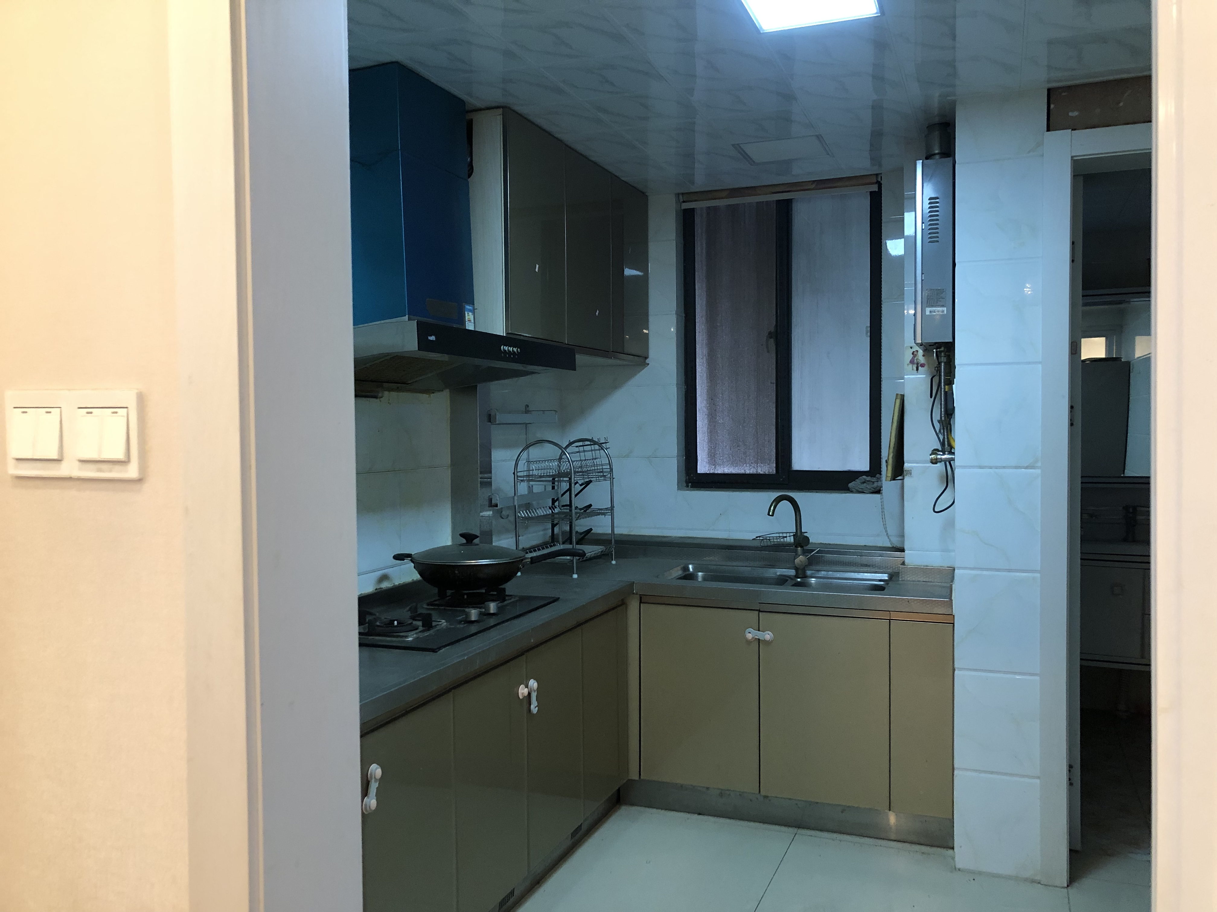 万通城 2室2厅1卫 88m&sup2;
