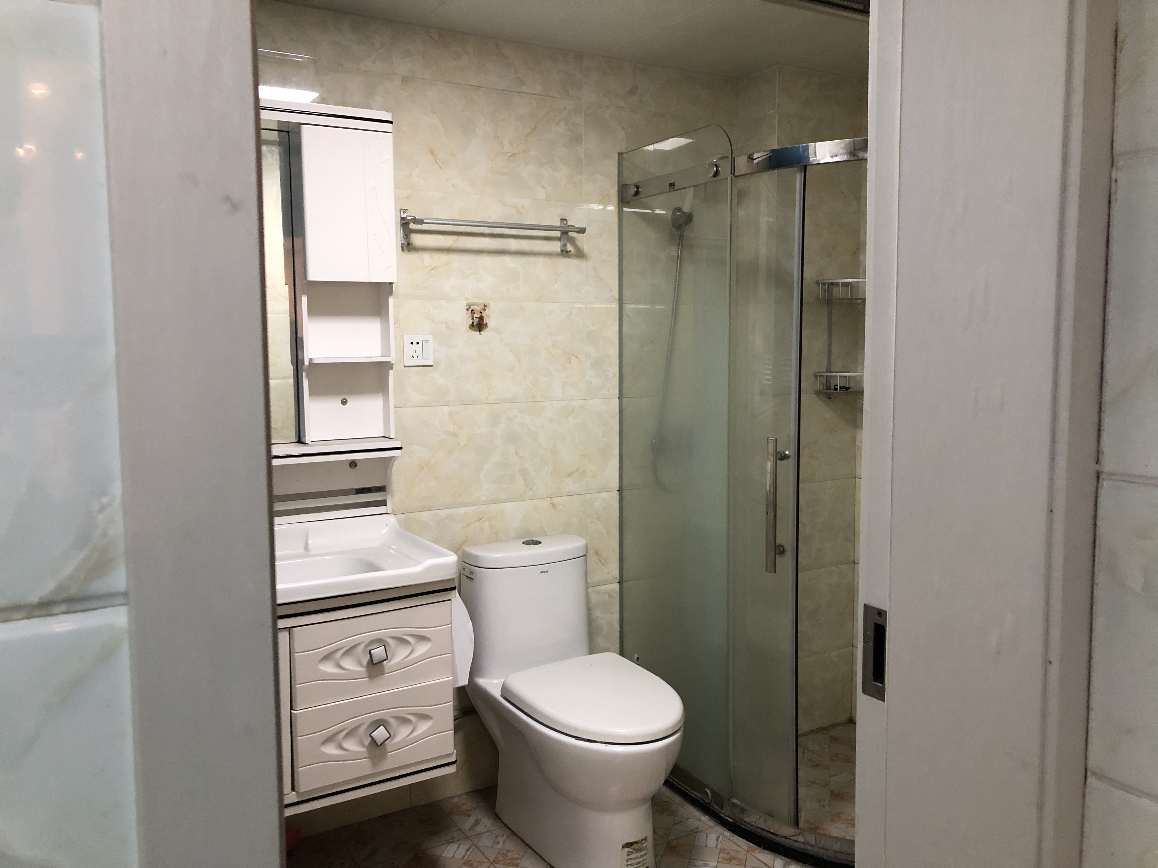 万通城 2室2厅1卫 88m&sup2;