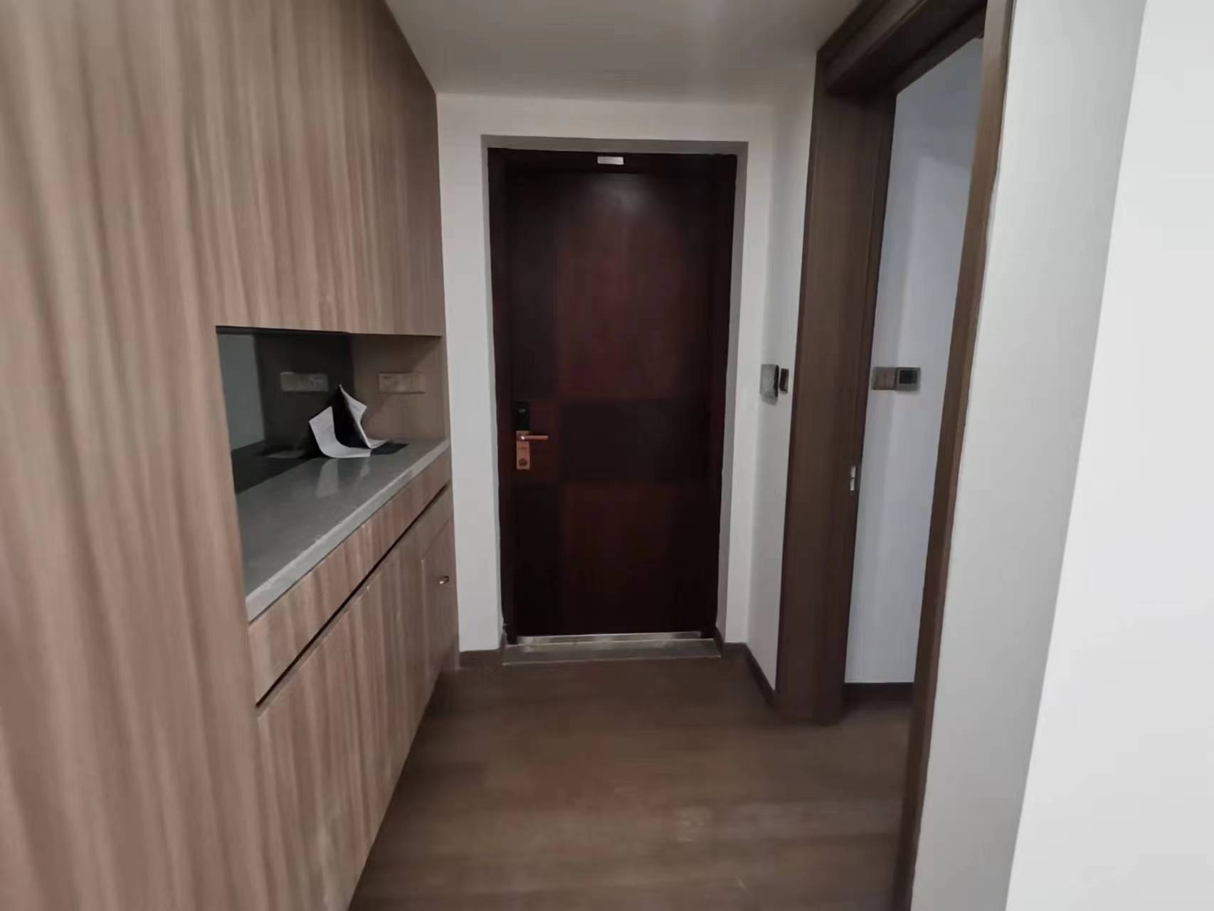 中海上东区 4室2厅2卫 142m&sup2;