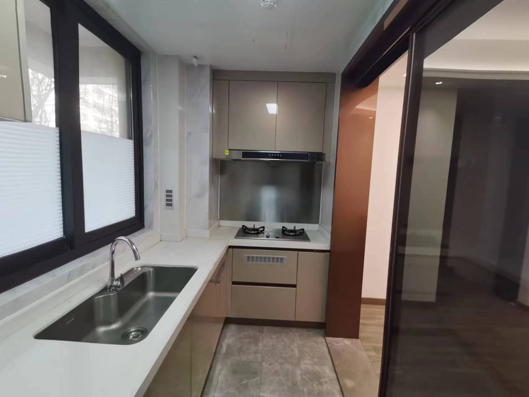 中海上东区 3室2厅2卫 127m&sup2;