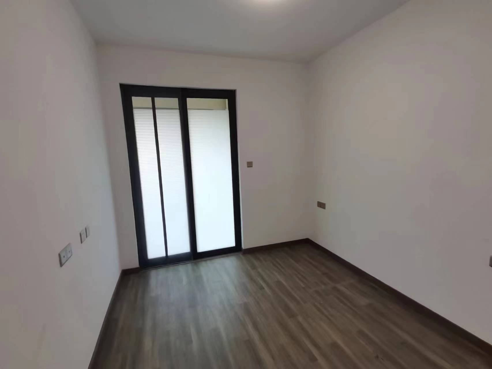 中海上东区 3室2厅2卫 127m&sup2;