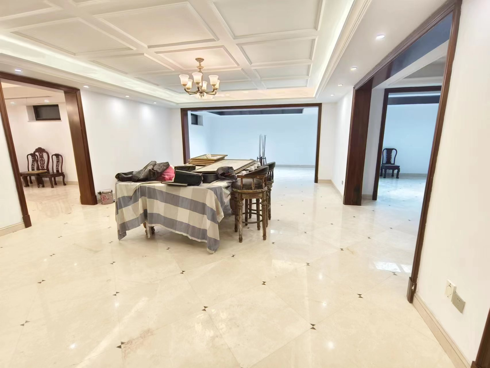 玉麒麟半岛 5室3厅3卫 342.65m&sup2;