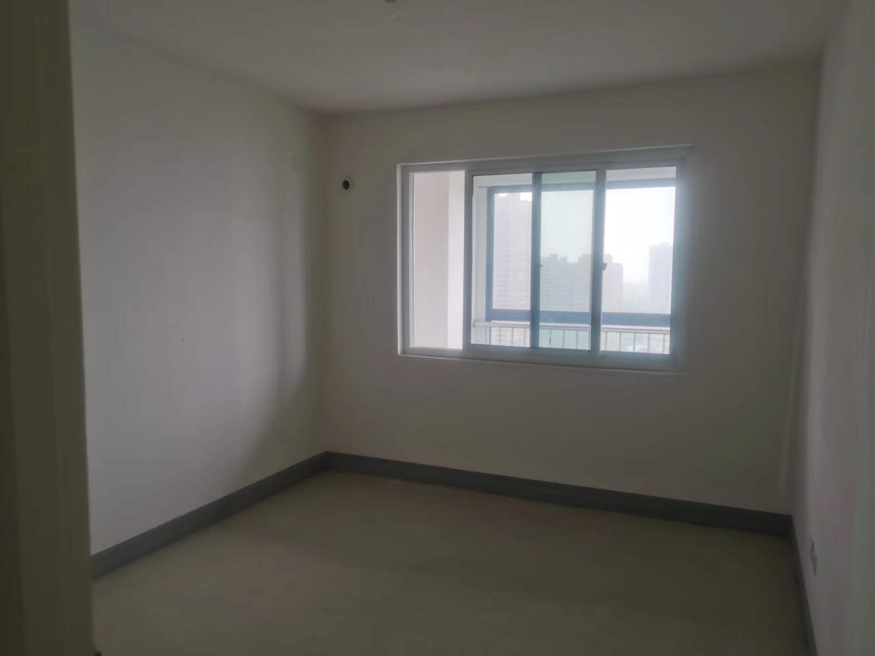 光明嘉苑 3室2厅2卫 136.5m&sup2;