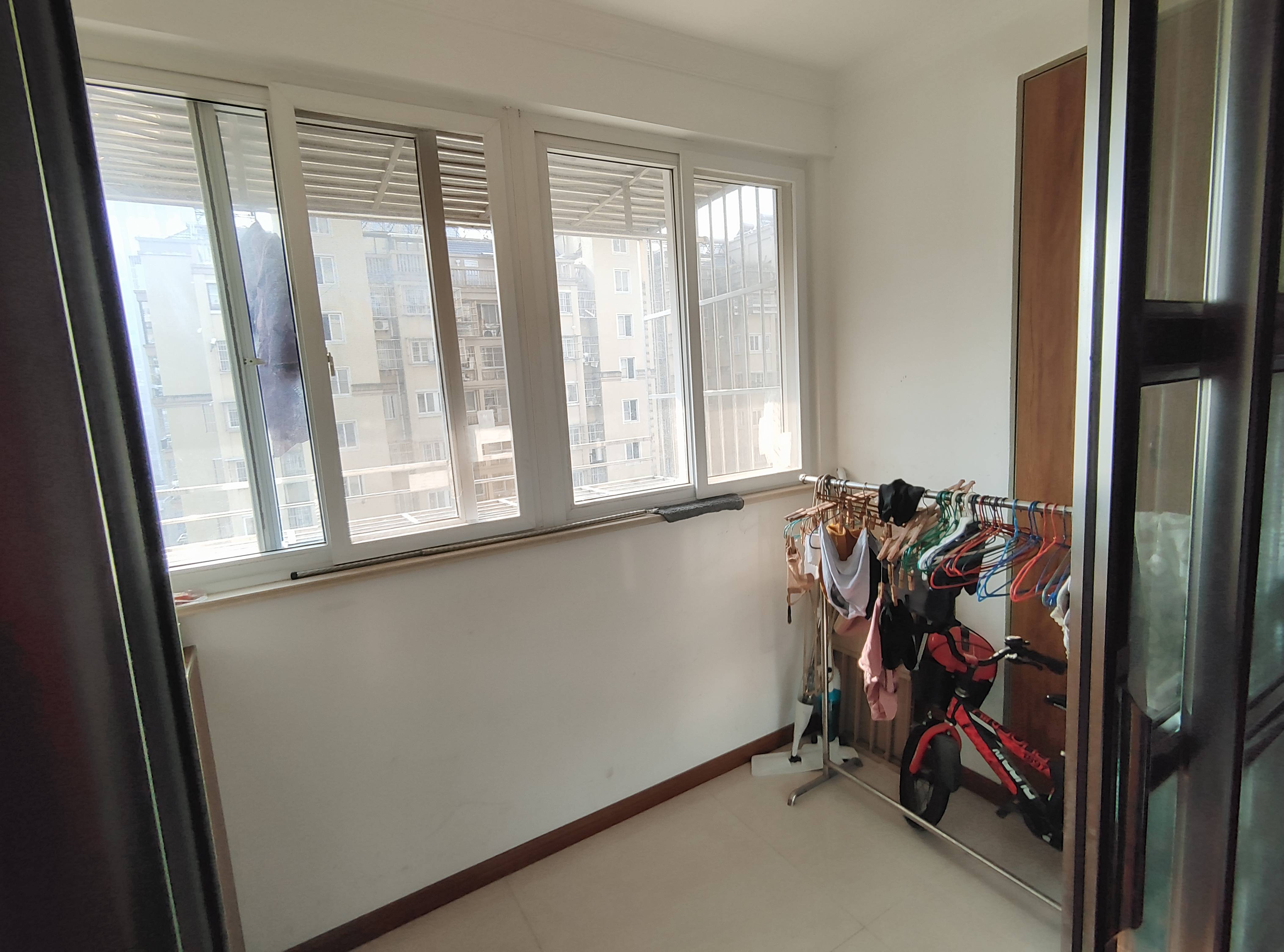 江海佳苑 2室2厅1卫 98m&sup2;