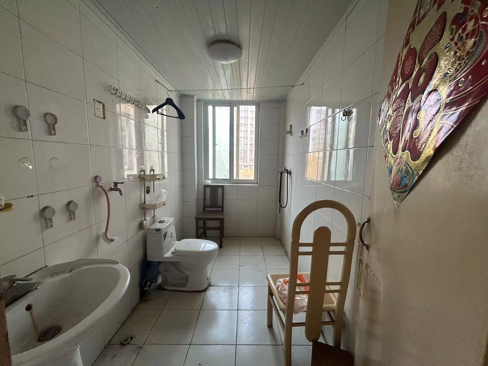 城港花苑 3室1厅1卫 104.25m&sup2;