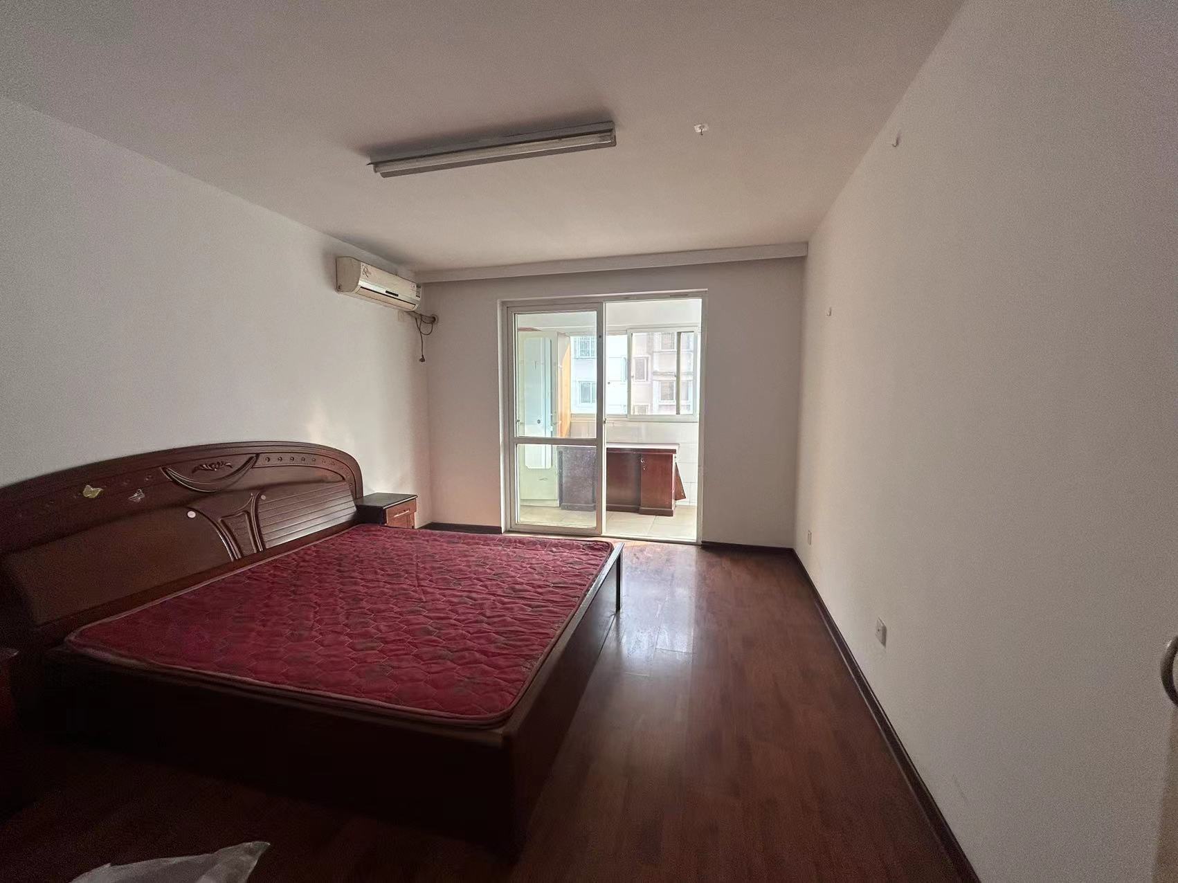 城港花苑 3室1厅1卫 104.25m&sup2;